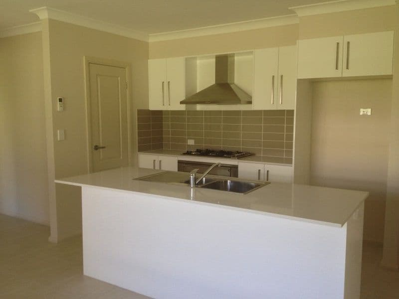 9 Fernbrook Crescent, MITTAGONG NSW 2575, Mittagong - Thumbnail 3