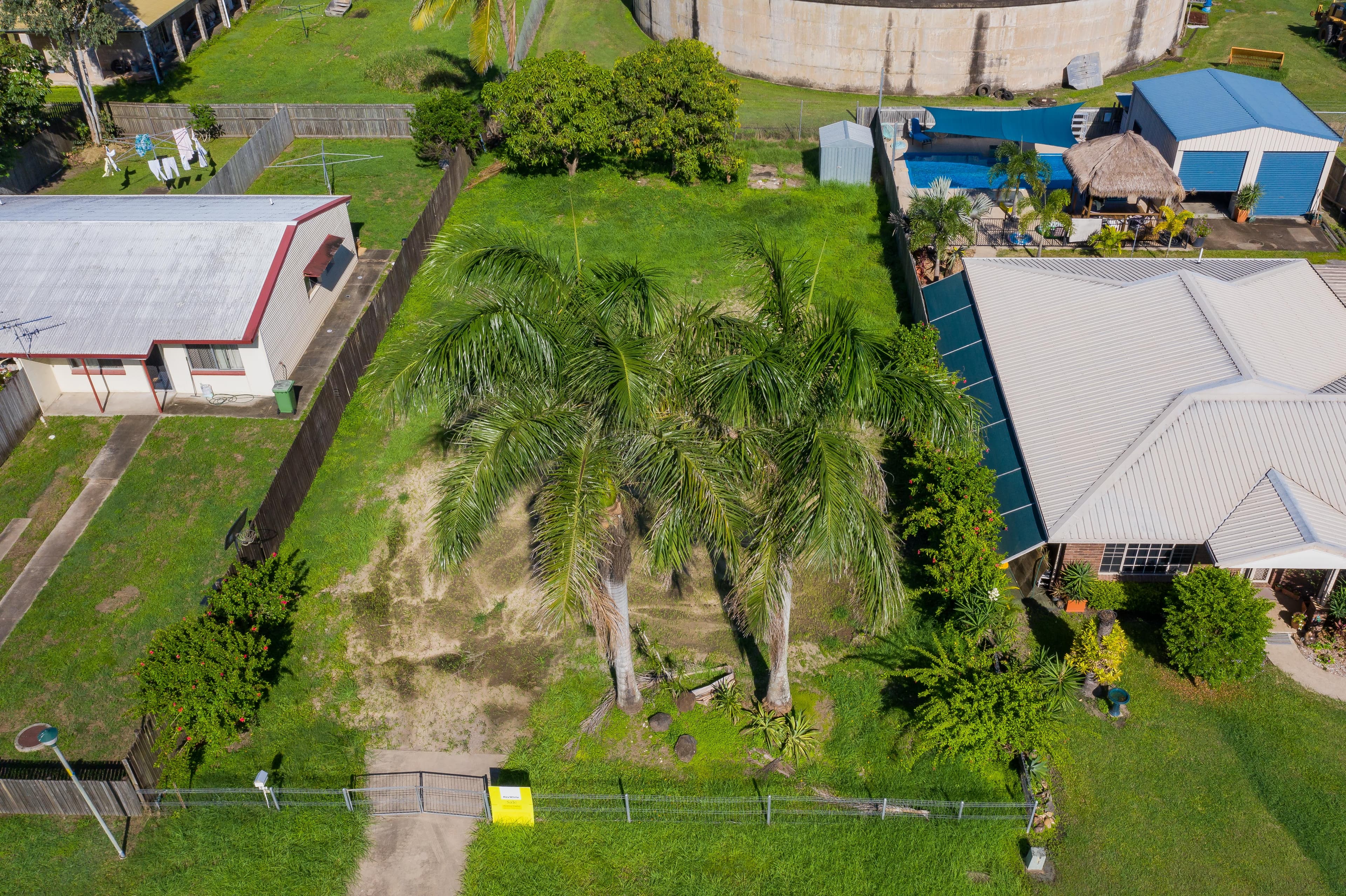27 Lurline Drive, Proserpine QLD 4800, Proserpine - Thumbnail 2