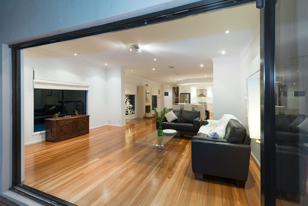 9 Keera Street, COORPAROO QLD 4151, Coorparoo - Thumbnail 2