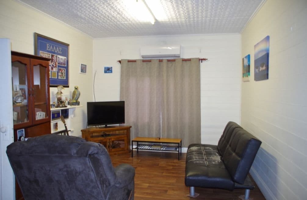 54 Eleventh Street, Renmark SA 5341, Renmark - Thumbnail 2
