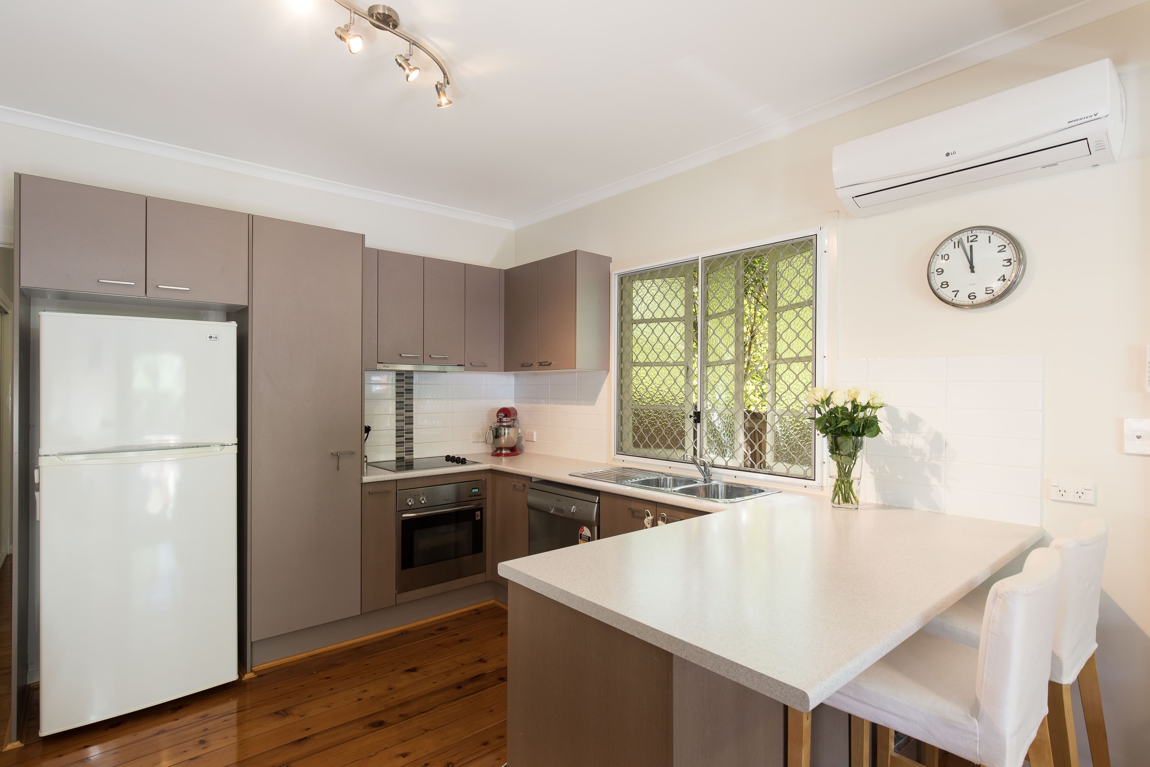 42 Adelaide Street, Carina QLD 4152, Carina - Thumbnail 4