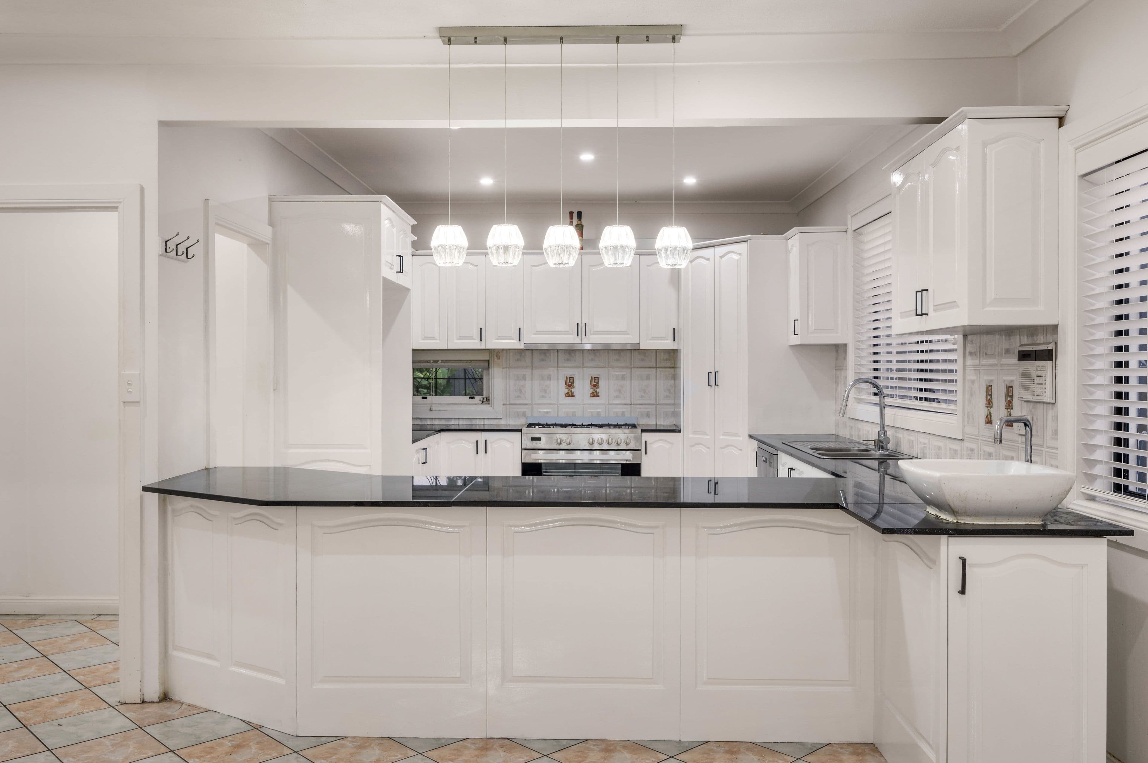 15 Gundaroo Street, Villawood NSW 2163, Villawood - Thumbnail 2