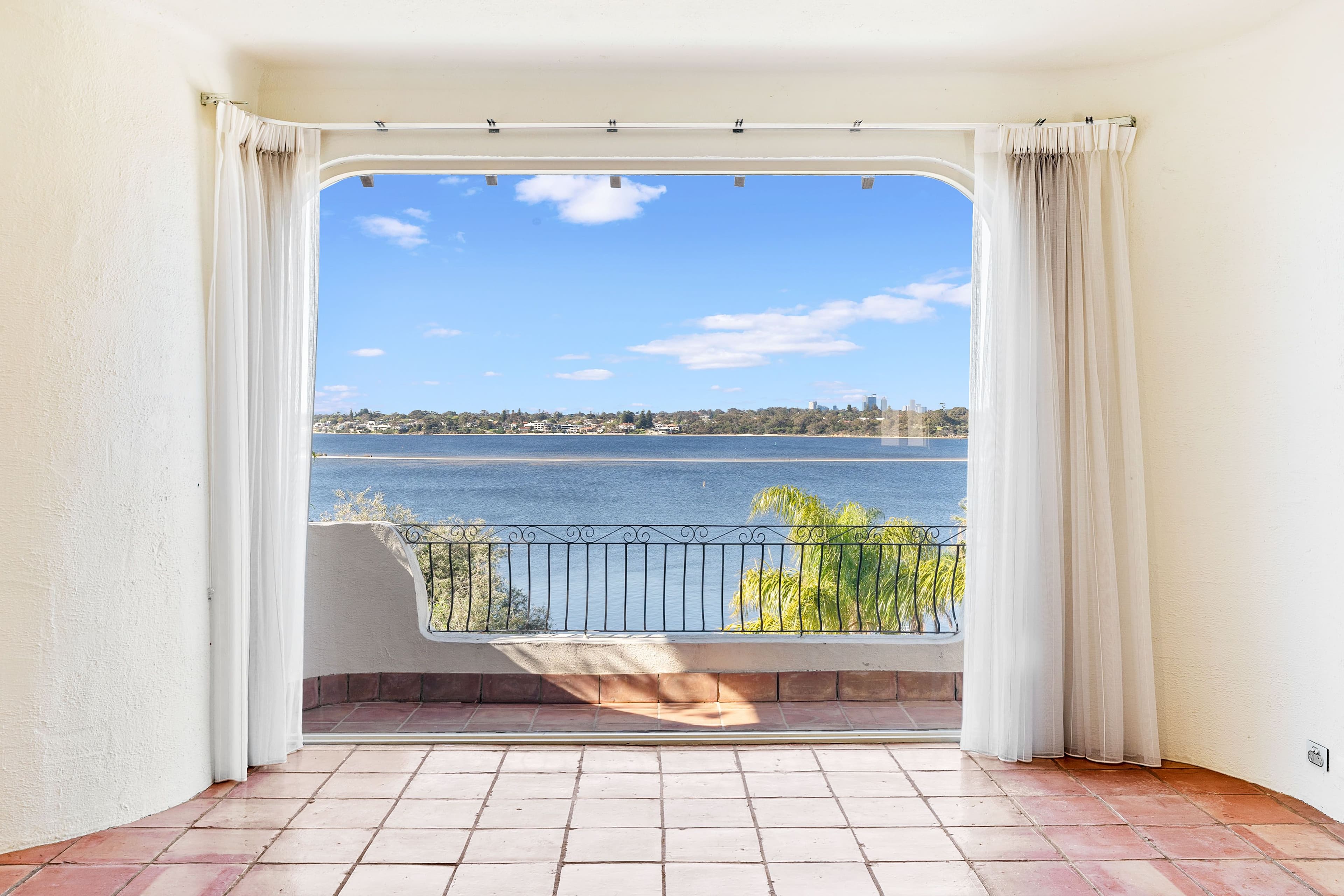 41A Saunders Street, Mosman Park WA 6012, Mosman Park - Thumbnail 3