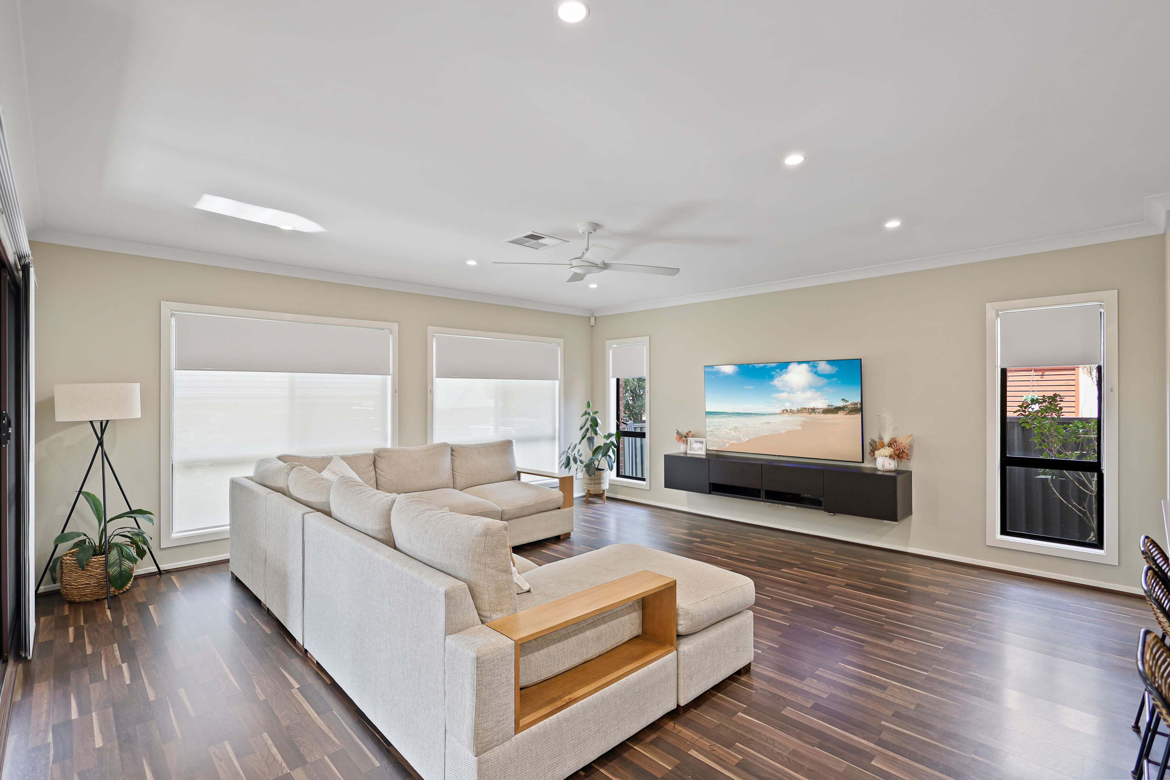 6 Nottingham Street, JORDAN SPRINGS NSW 2747, Jordan Springs - Thumbnail 2