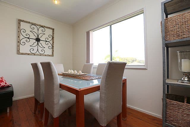 19 Birdwood Road, GEORGES HALL NSW 2198, Georges Hall - Thumbnail 4