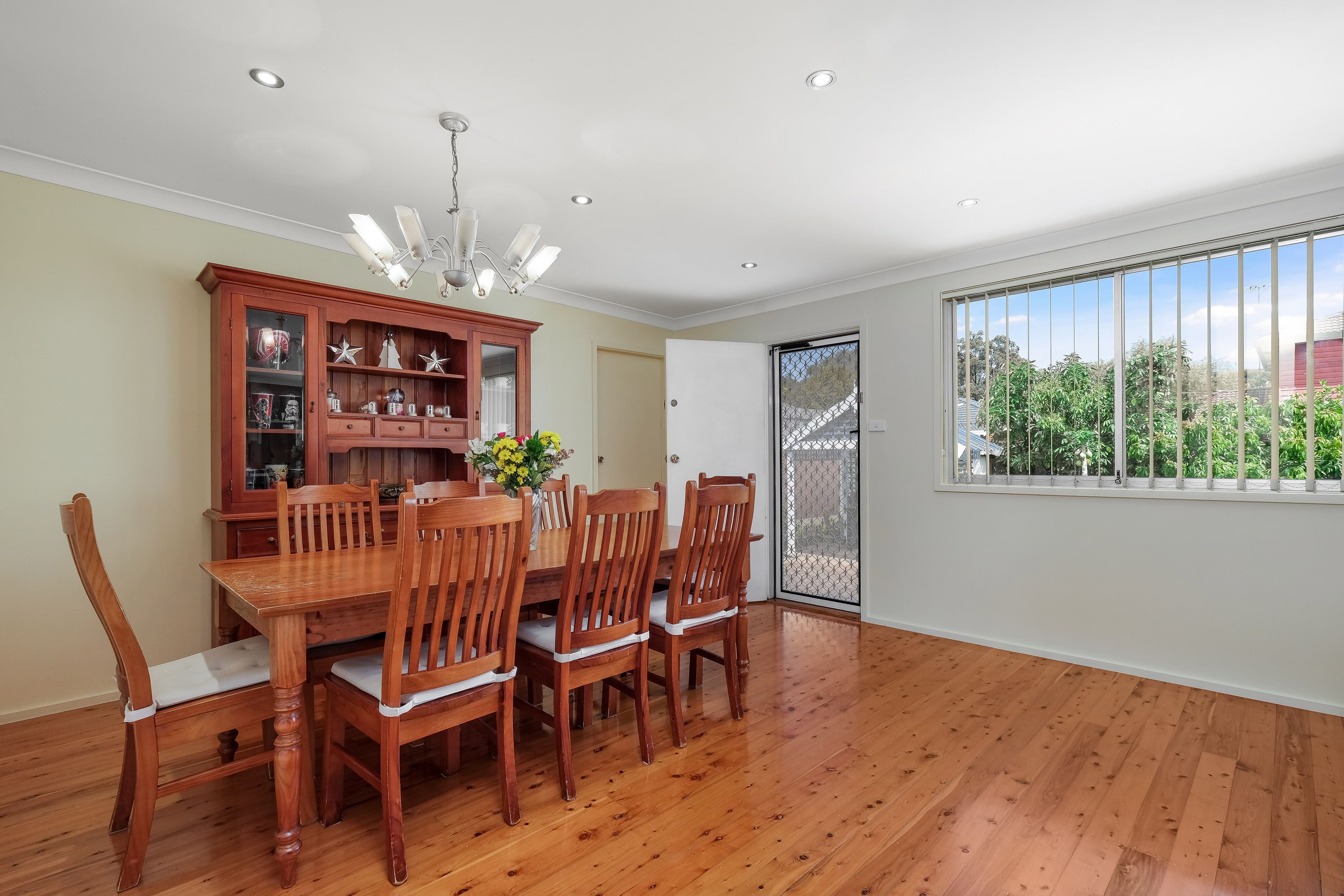 41 Amaroo Avenue, Georges Hall NSW 2198, Georges Hall - Thumbnail 5