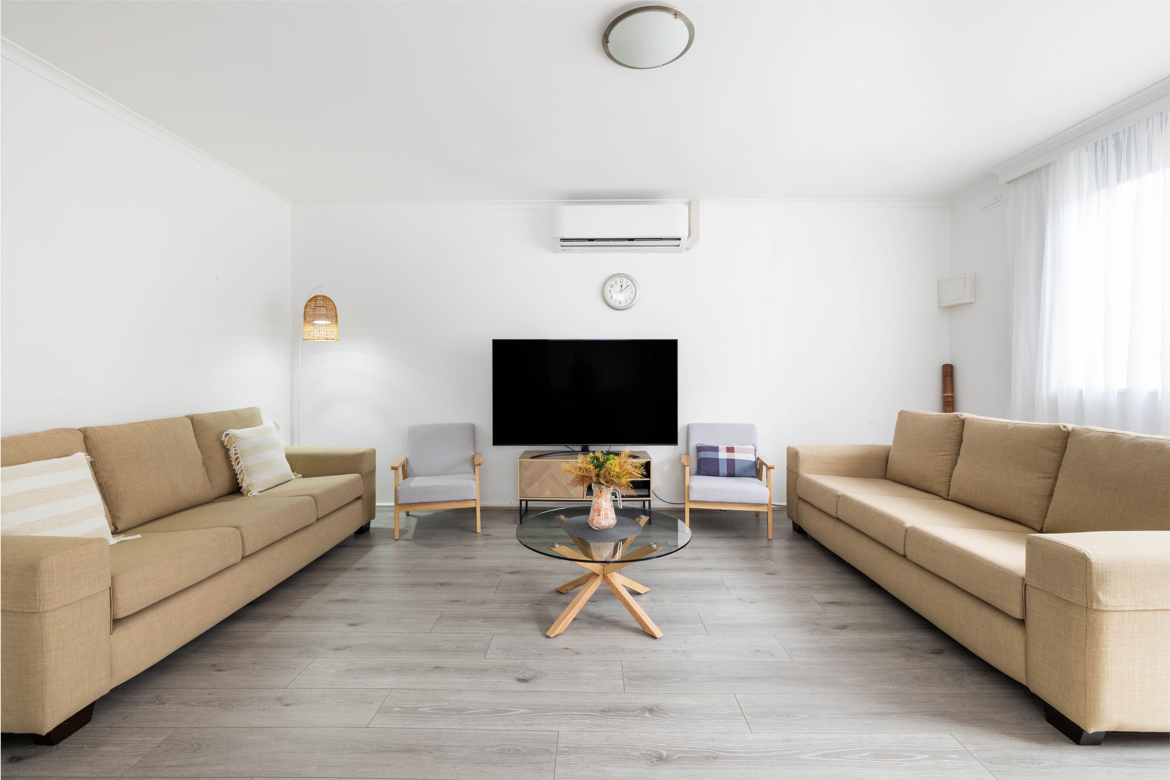 30 Wheatsheaf Road, Glenroy VIC 3046, Glenroy - Thumbnail 2