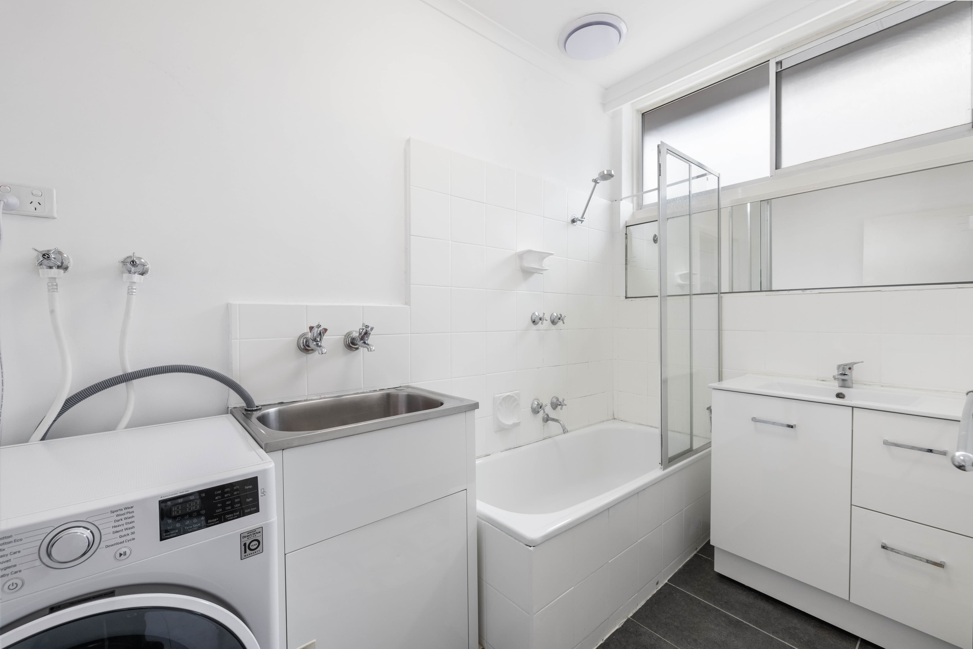 30 Wheatsheaf Road, Glenroy VIC 3046, Glenroy - Thumbnail 6