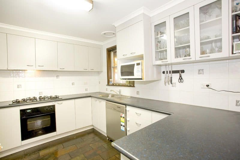 21 Buangor Street, CORIO VIC 3214, Corio - Thumbnail 2
