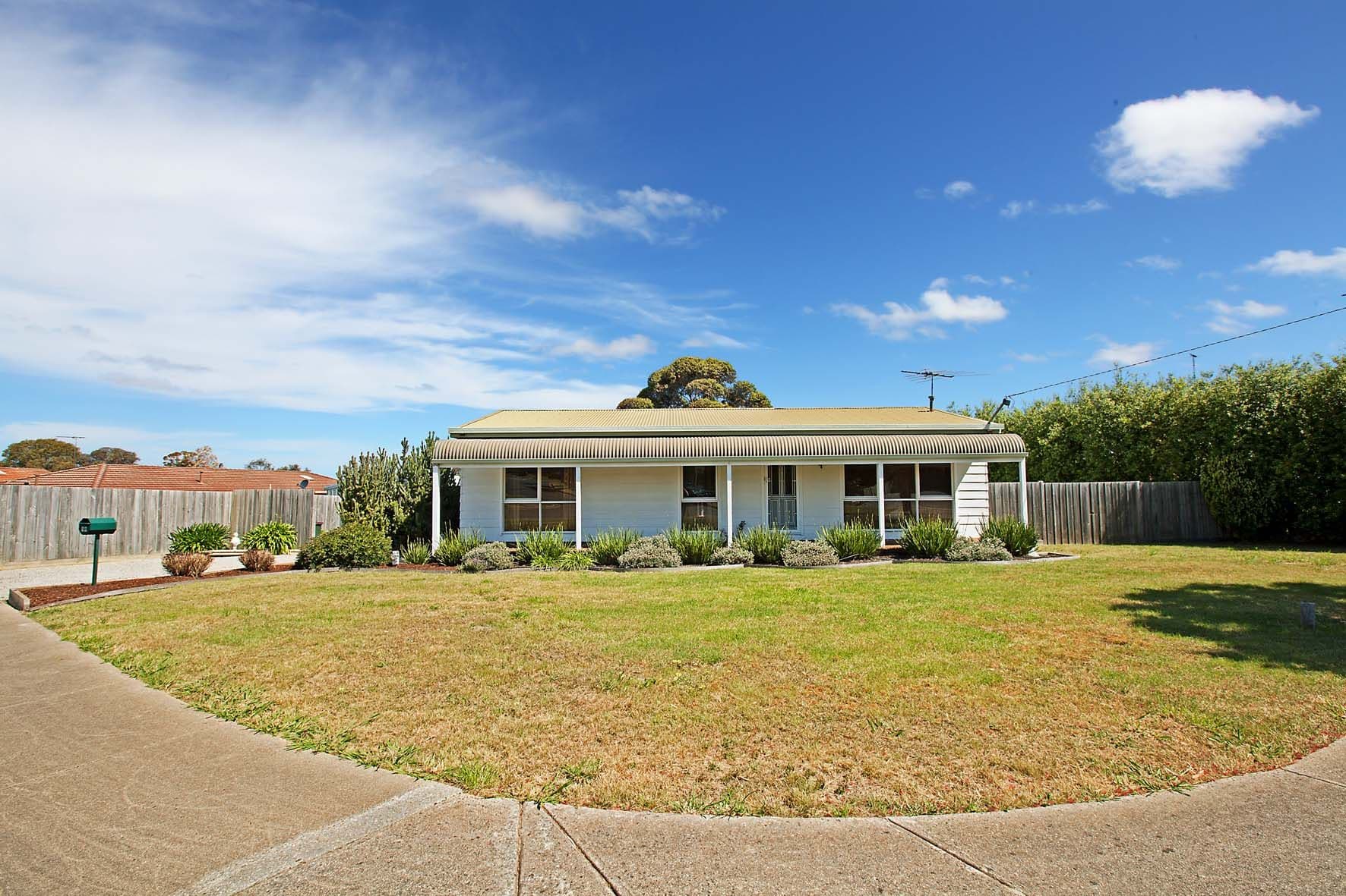 10 Chiller Court, Grovedale VIC 3216, Grovedale - Thumbnail 2