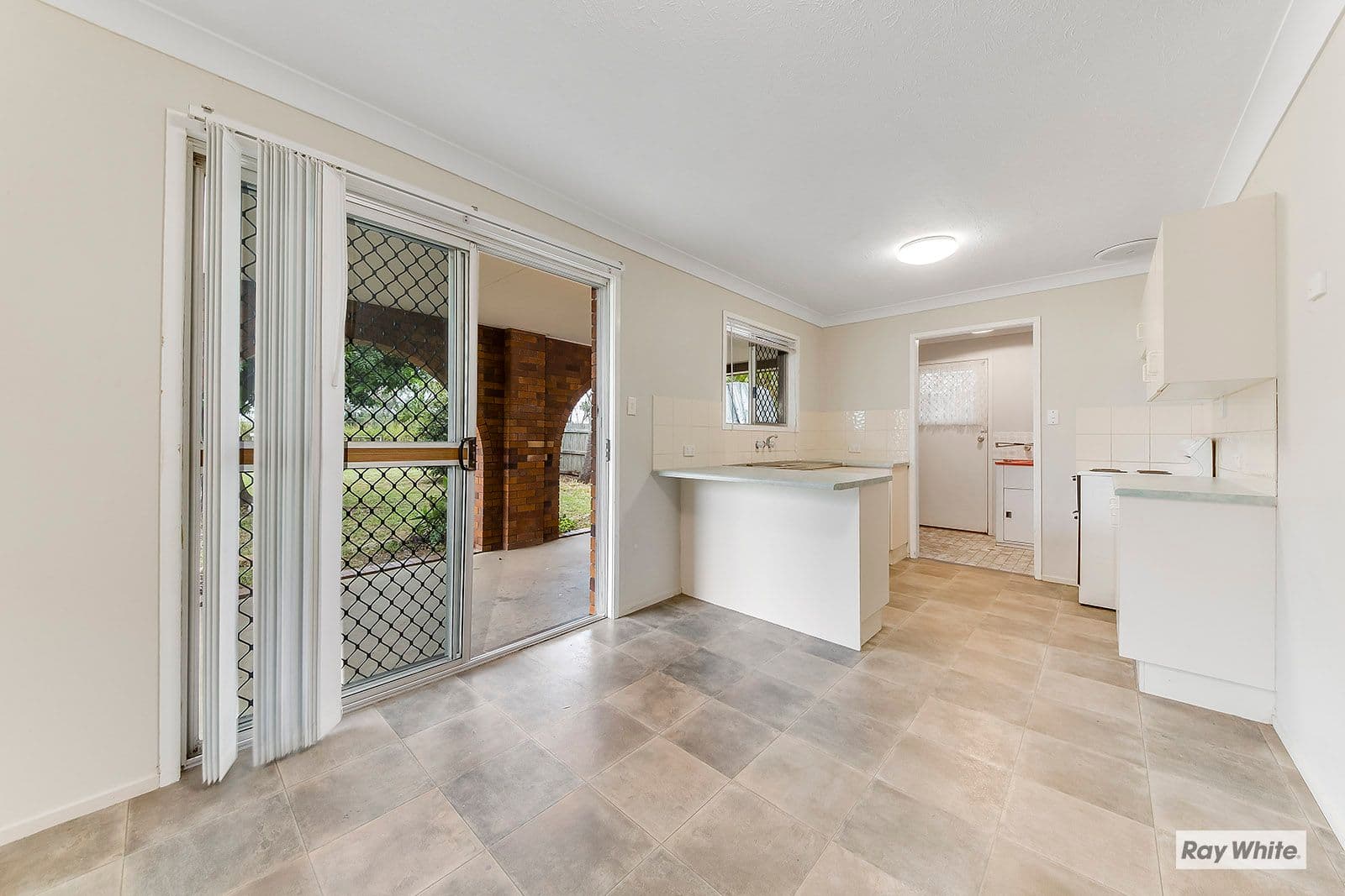 872 Scenic Highway, Kinka Beach QLD 4703, Kinka Beach - Thumbnail 6