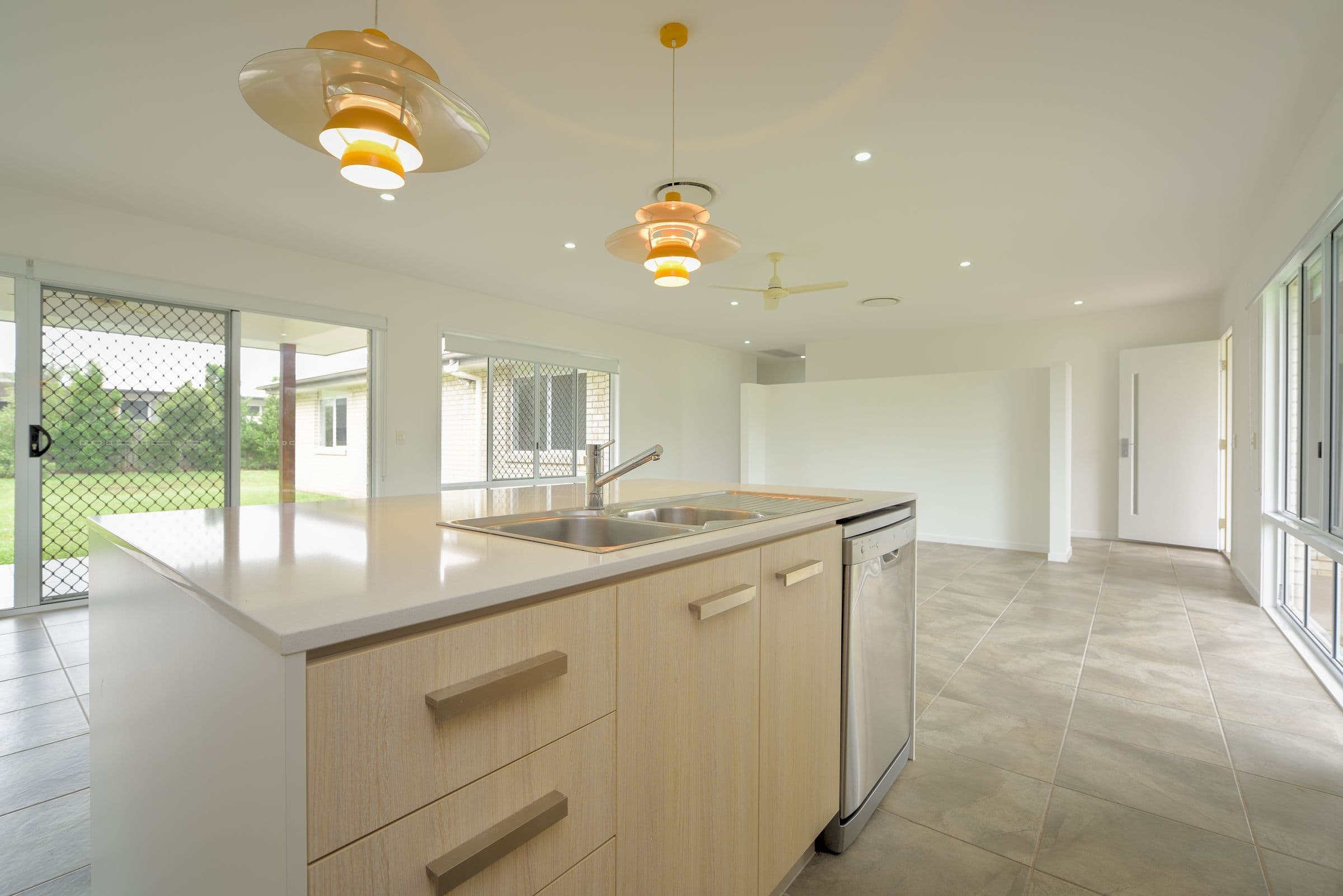 4 Cornforth Crescent, Kirkwood QLD 4680, Kirkwood - Thumbnail 5