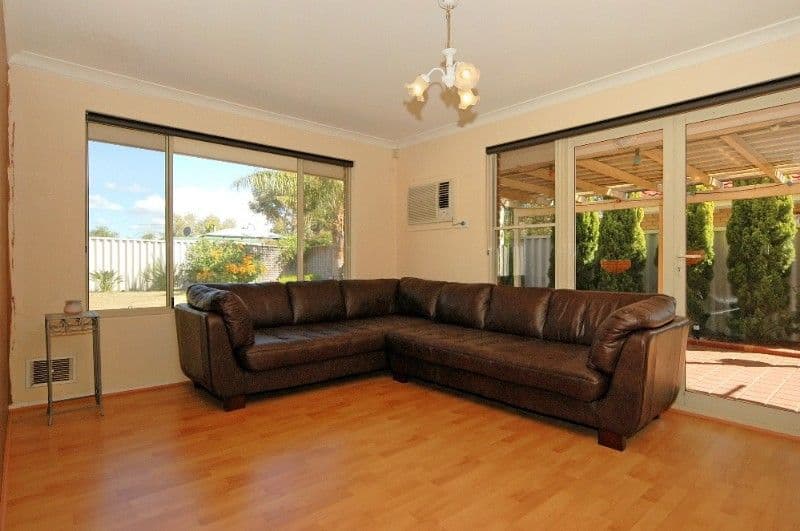 34 Dulverton Close, STRATTON WA 6056, Stratton - Thumbnail 2