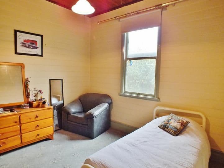 17 Hills Street, YOUNG NSW 2594, Young - Thumbnail 8