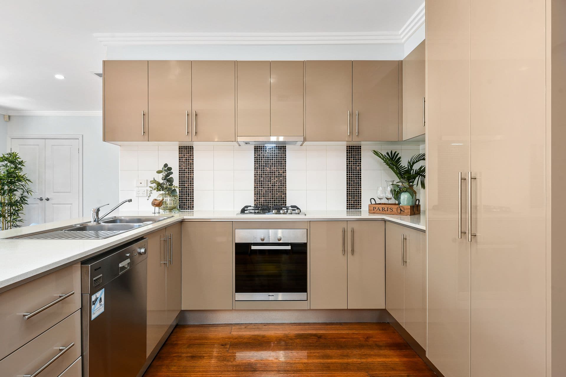 22 Jacqueline Road, Mount Waverley VIC 3149, Mount Waverley - Thumbnail 4