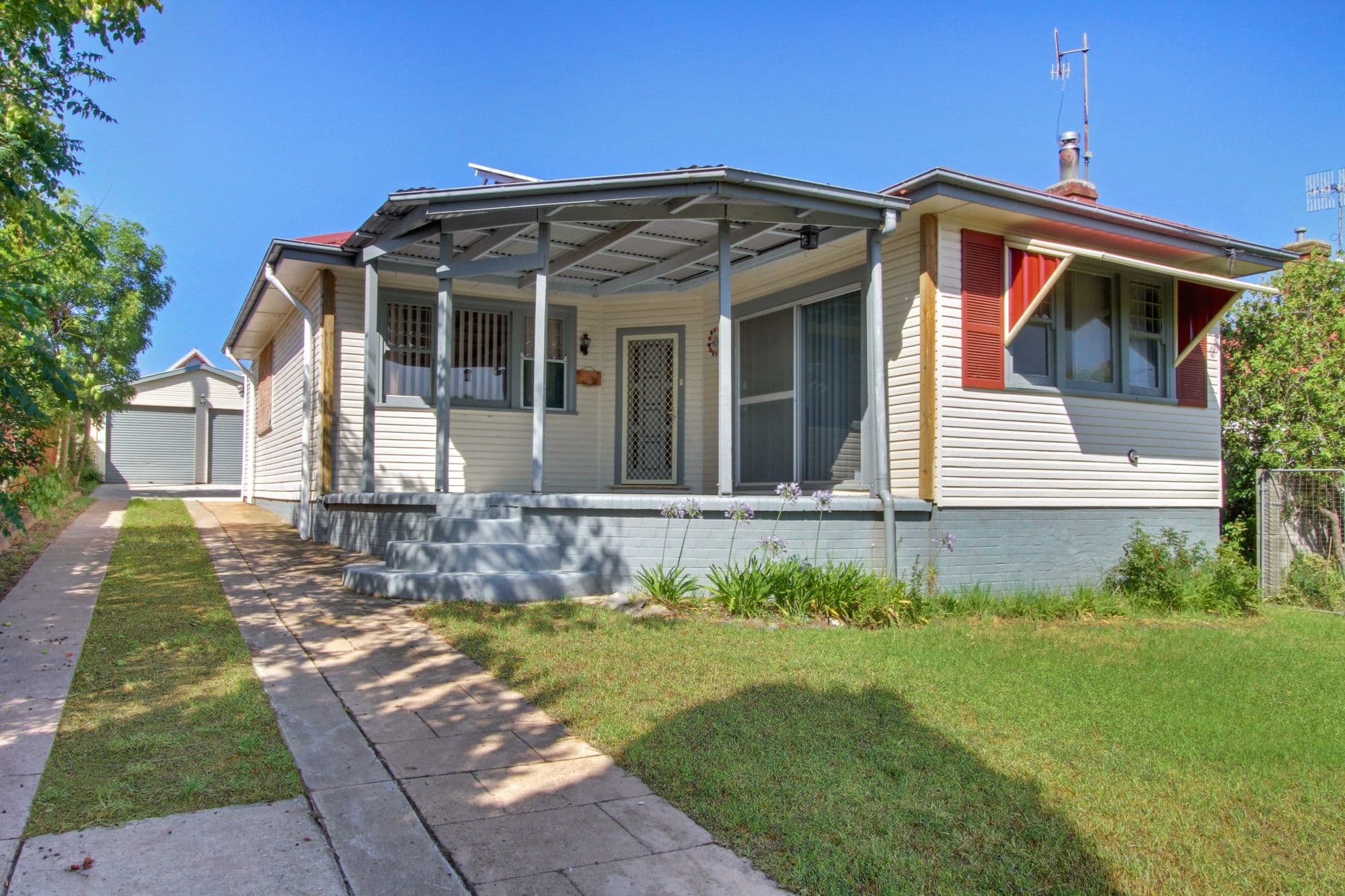 18 Elizabeth Street, Goulburn - Image 1