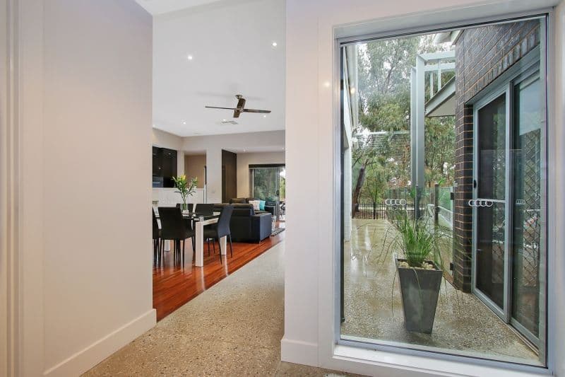 8 Robinson Way, Yarrawonga VIC 3730, Yarrawonga - Thumbnail 2