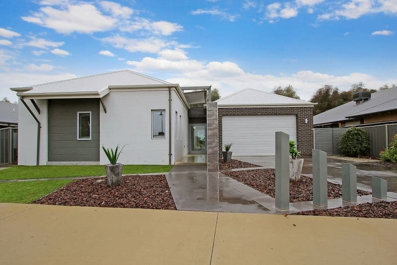 8 Robinson Way, Yarrawonga VIC 3730, Yarrawonga - Thumbnail 6