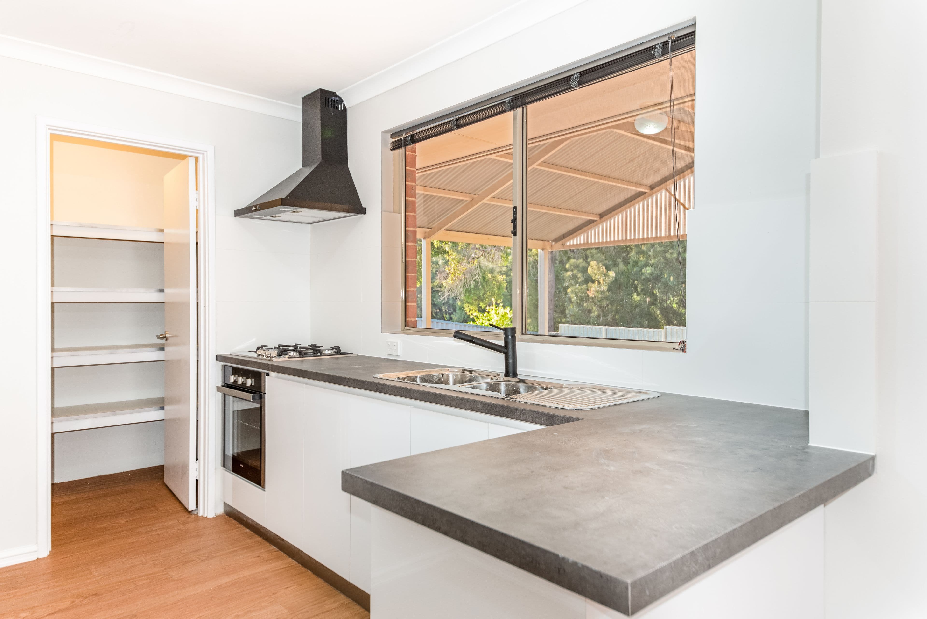 20 Bungarra Street, Australind WA 6233, Australind - Thumbnail 7