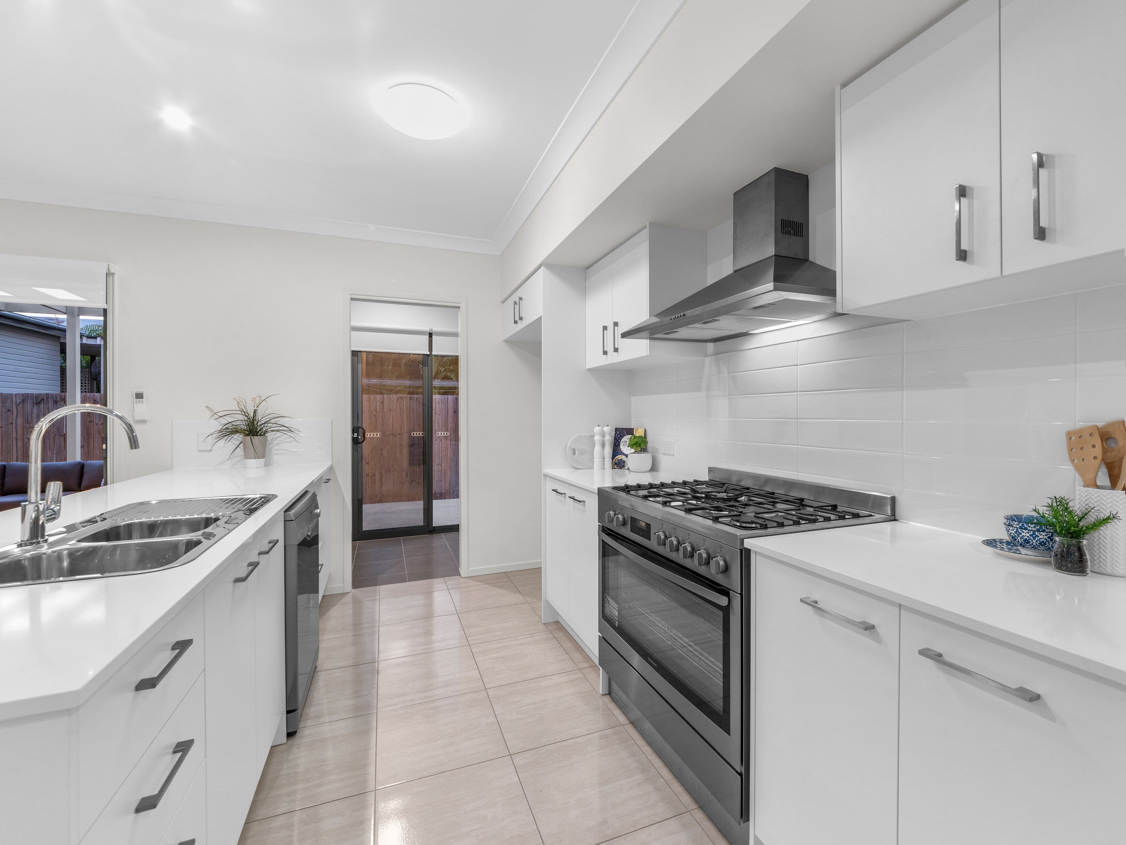 6 Vernon Street, Nundah QLD 4012, Nundah - Thumbnail 6
