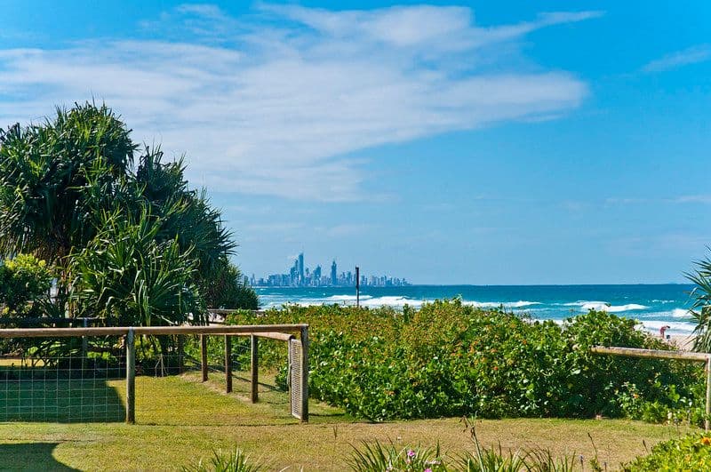 35 Jefferson Lane, PALM BEACH QLD 4221, Palm Beach - Thumbnail 4