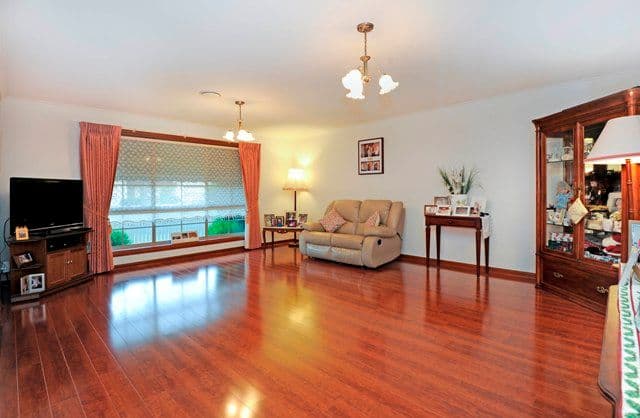 27 Sturdee Street, RESERVOIR VIC 3073, Reservoir - Thumbnail 2