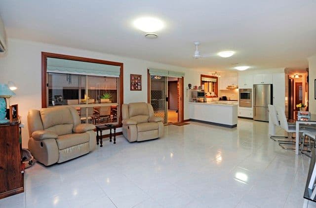 27 Sturdee Street, RESERVOIR VIC 3073, Reservoir - Thumbnail 6