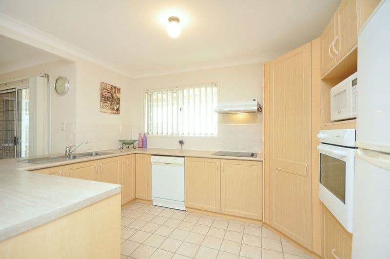 14 Christina Place, BELMONT QLD 4153, Belmont - Thumbnail 4