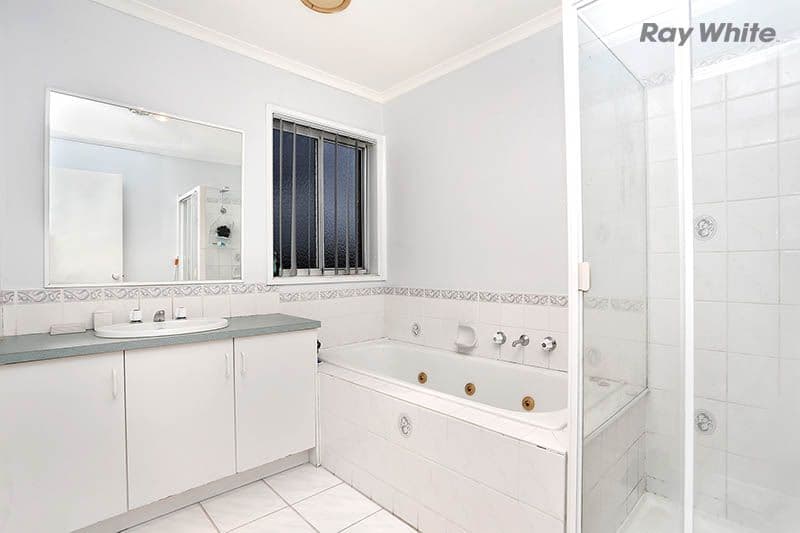 11 Deloraine Drive, Hoppers Crossing VIC 3029, Hoppers Crossing - Thumbnail 8