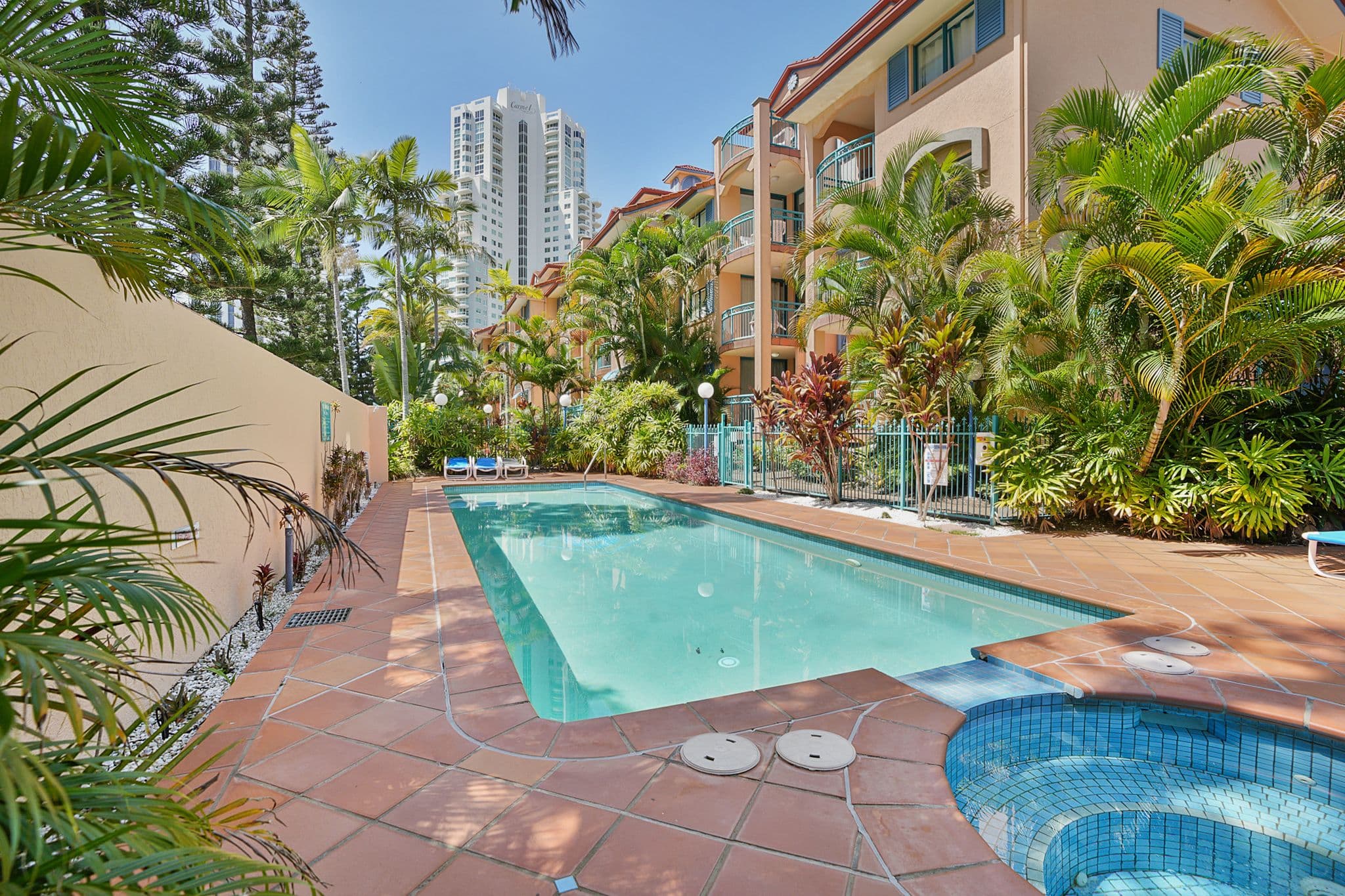 20-26 Anne Avenue, Broadbeach QLD 4218, Broadbeach - Thumbnail 2