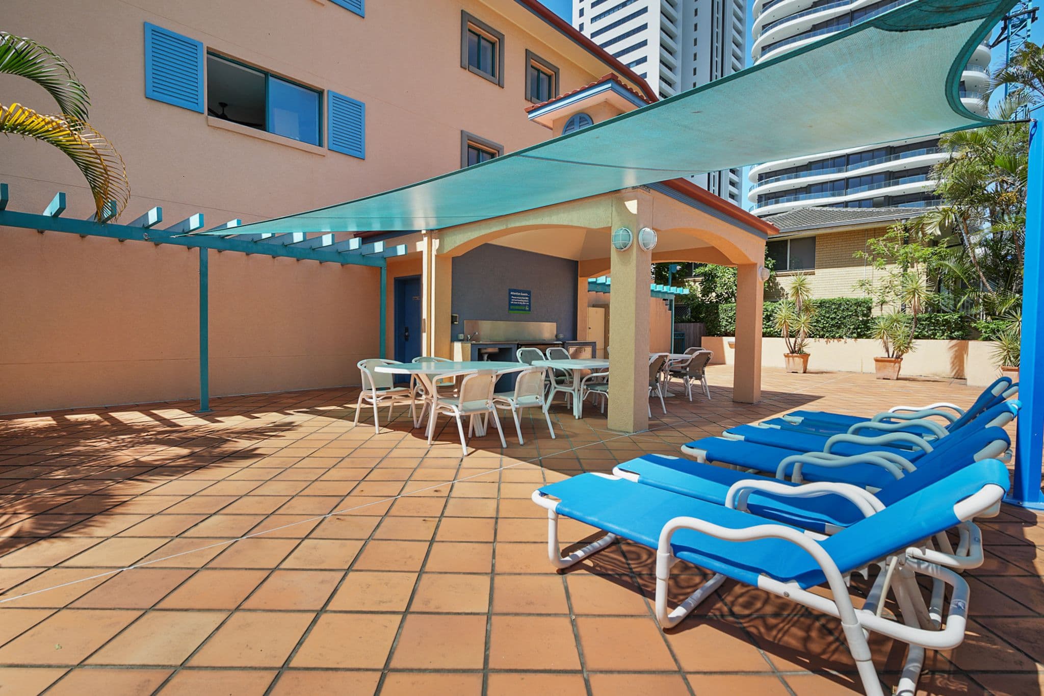 20-26 Anne Avenue, Broadbeach QLD 4218, Broadbeach - Thumbnail 3
