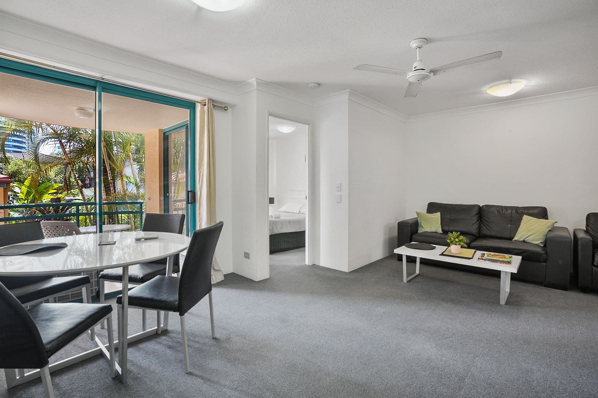 20-26 Anne Avenue, Broadbeach QLD 4218, Broadbeach - Thumbnail 4