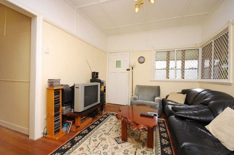 58 Pear Street, GREENSLOPES QLD 4120, Greenslopes - Thumbnail 4