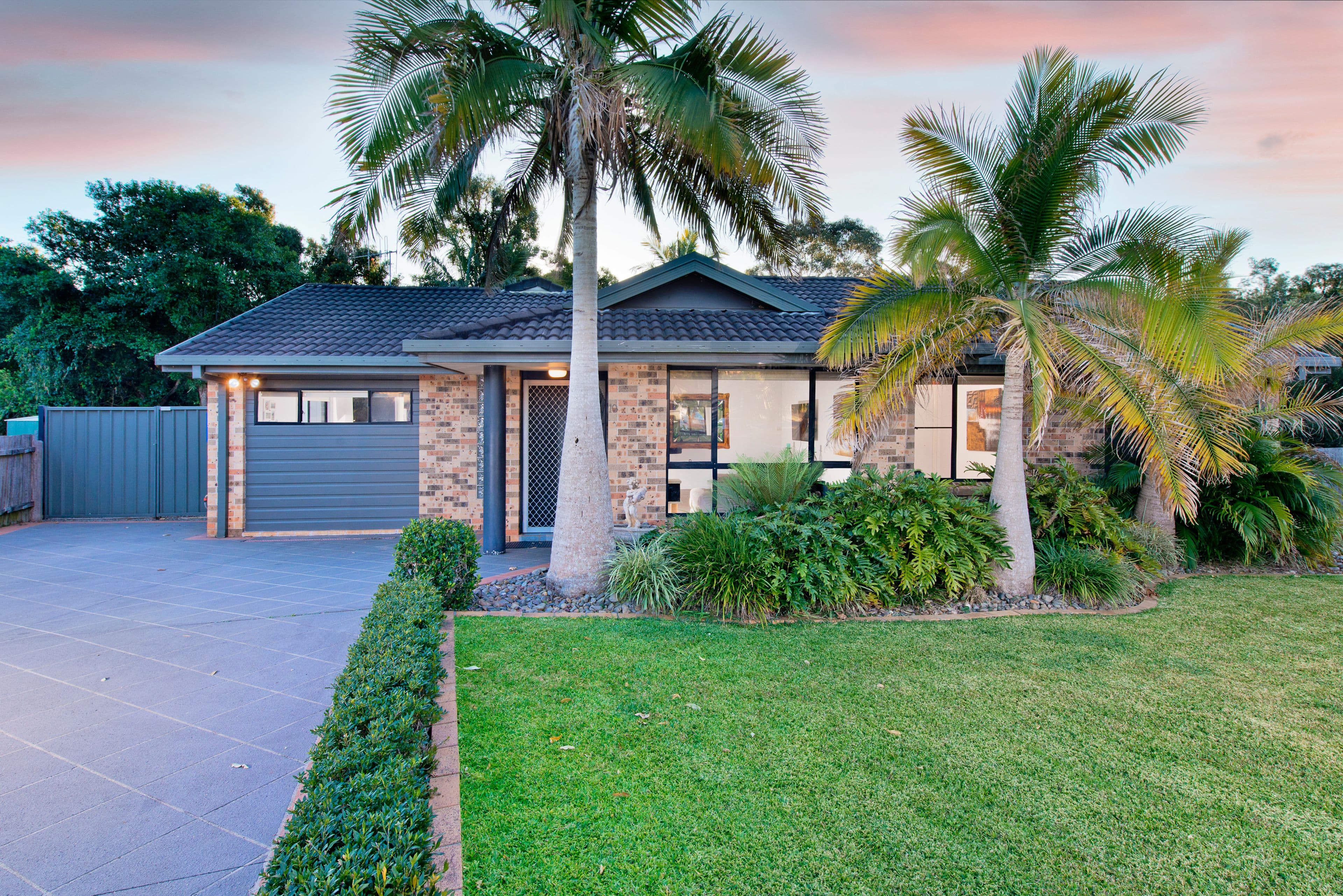 7 Parkside Court, Port Macquarie - Image 1