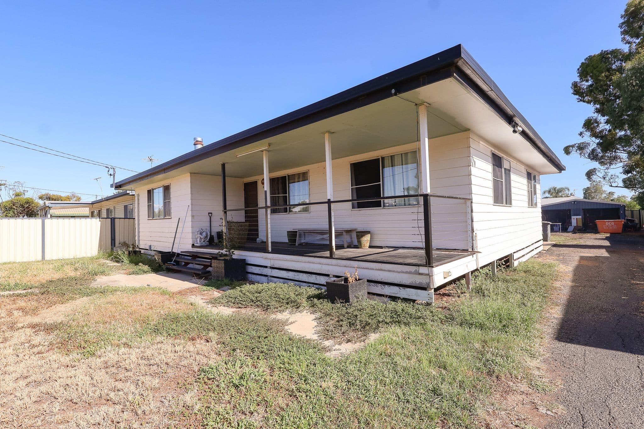 6 Derry Street, Roma QLD 4455, Roma - Thumbnail 2