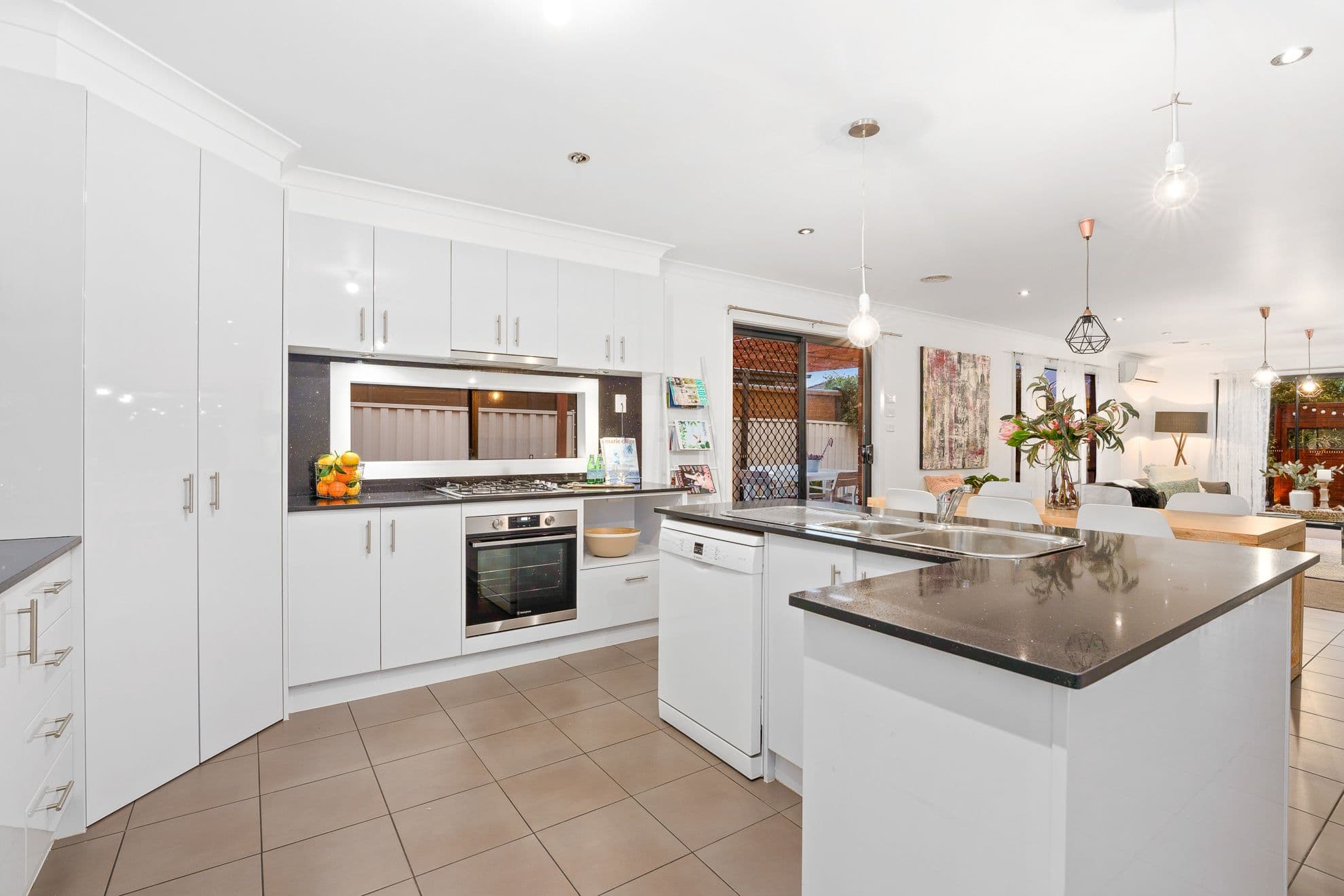 25 Callaway Lane, Hillside VIC 3037, Hillside - Thumbnail 4