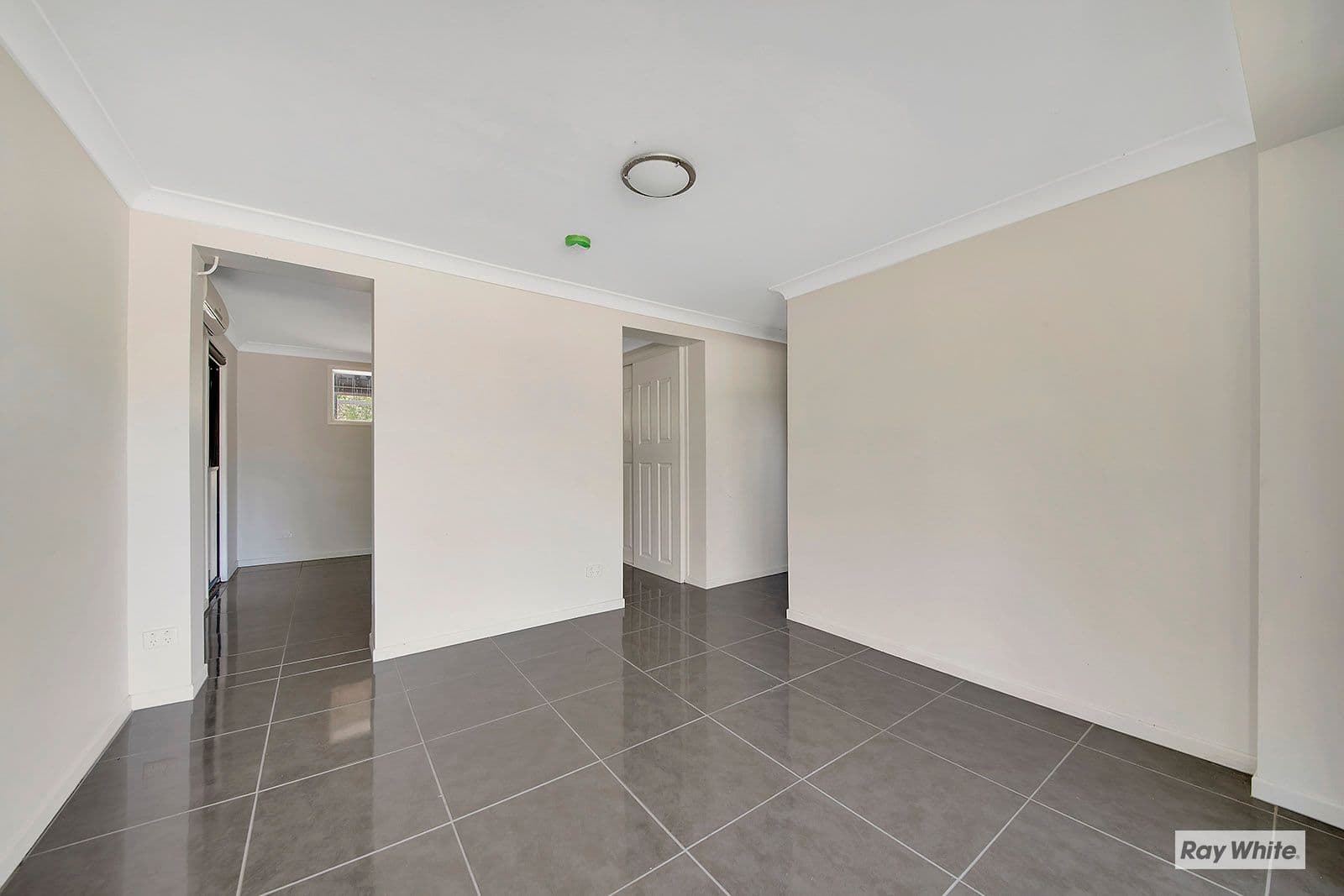 29 School Street, Yeppoon QLD 4703, Yeppoon - Thumbnail 4