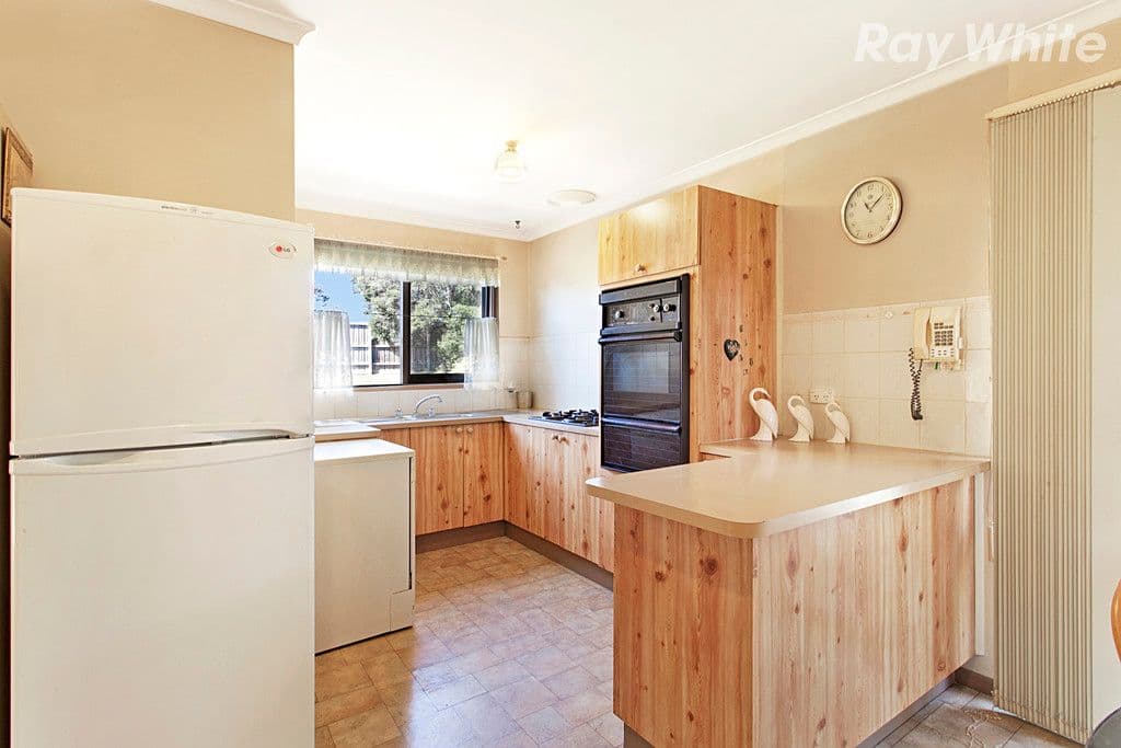 14 Adam Close, Rowville VIC 3178, Rowville - Thumbnail 4