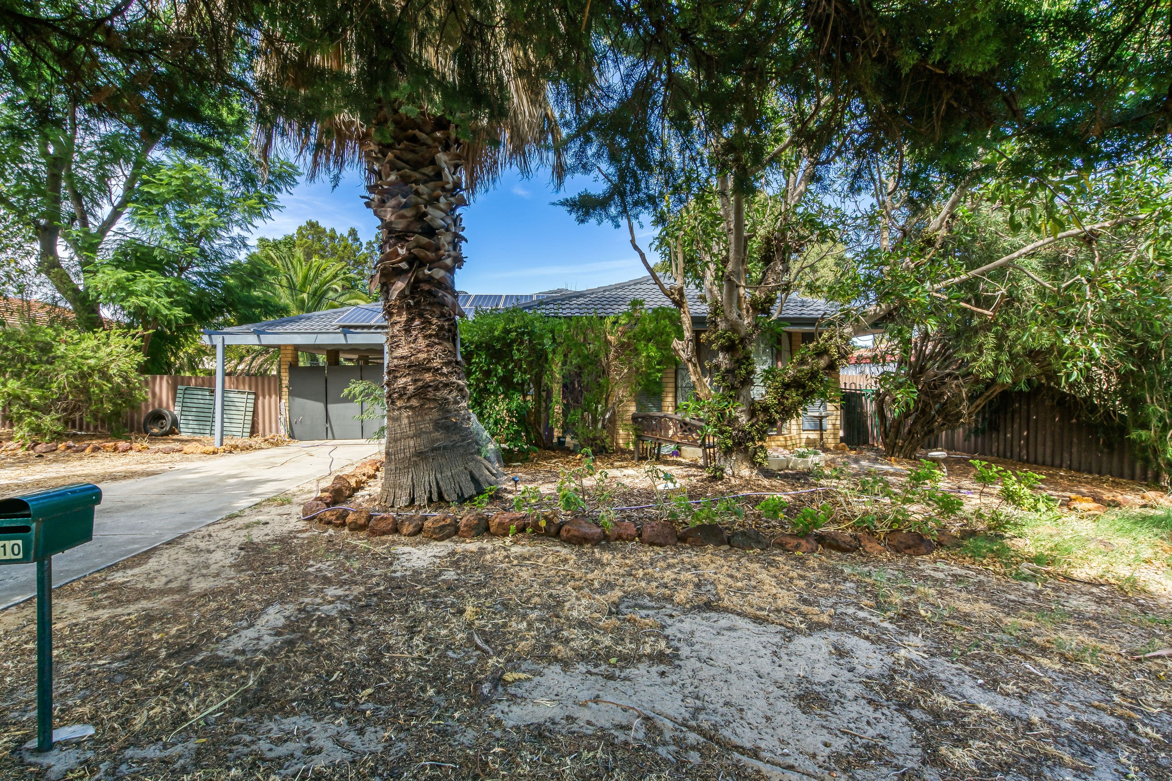 10 Huxley Court, Camillo WA 6111, Camillo - Thumbnail 2