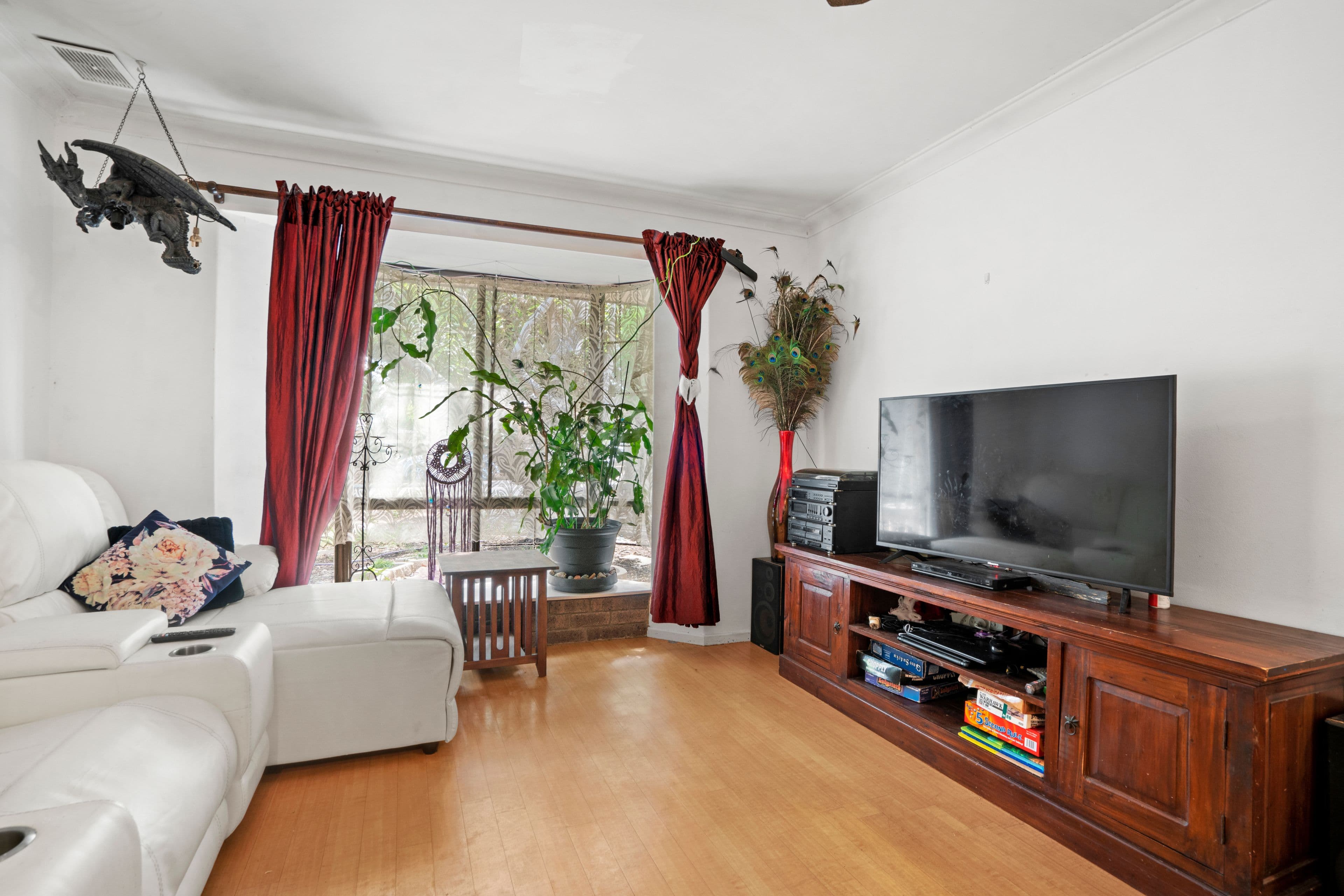 10 Huxley Court, Camillo WA 6111, Camillo - Thumbnail 5