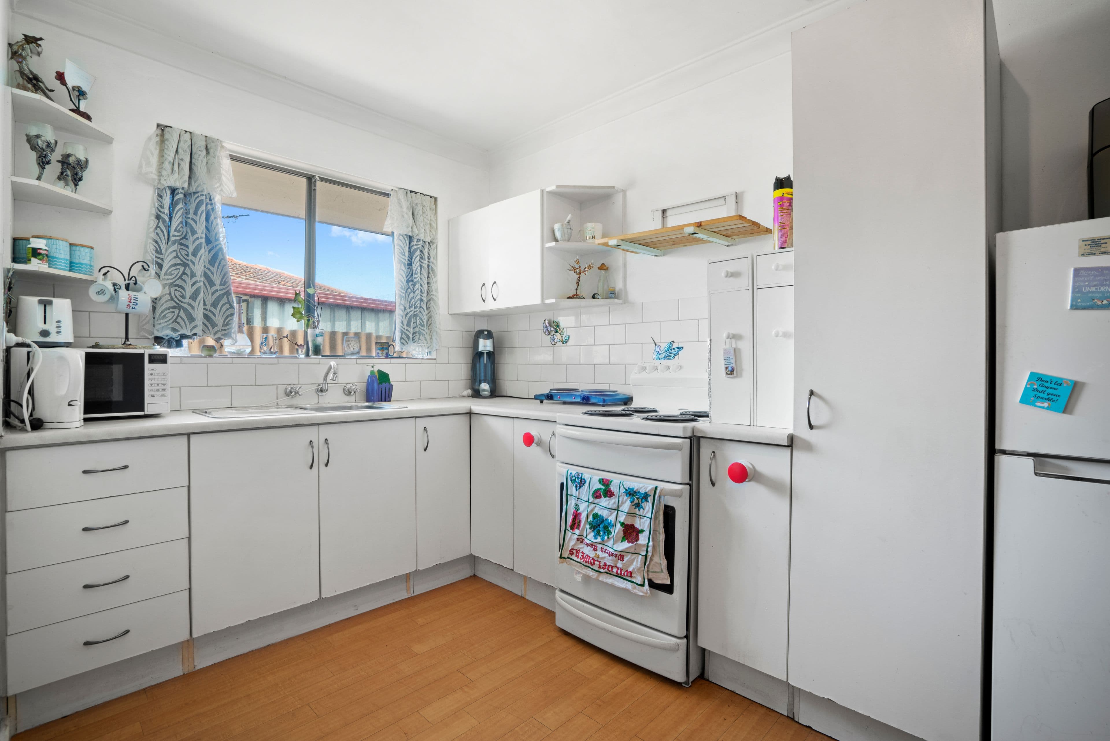 10 Huxley Court, Camillo WA 6111, Camillo - Thumbnail 7