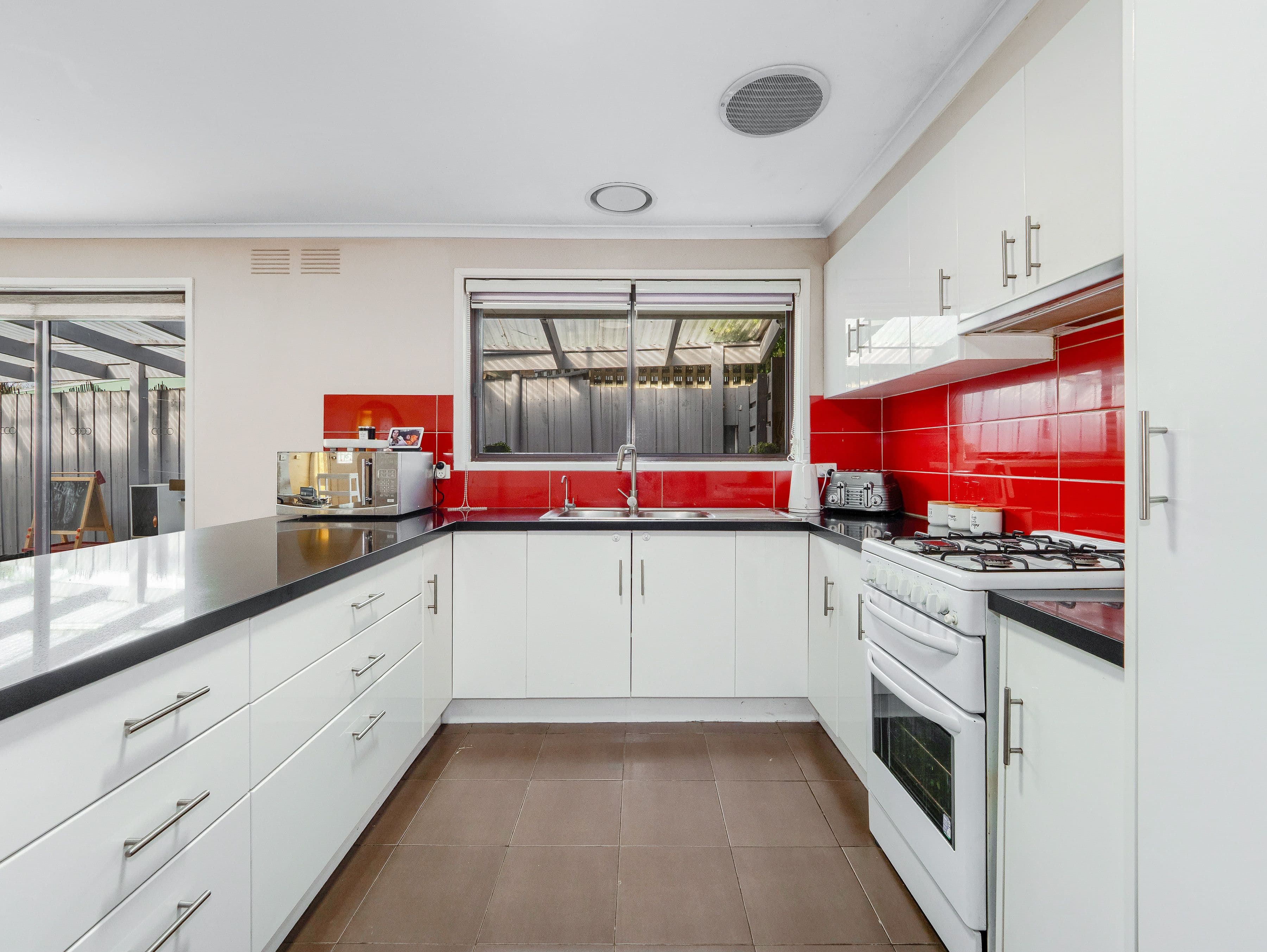 58 Circle Drive North, Cranbourne VIC 3977, Cranbourne - Thumbnail 4