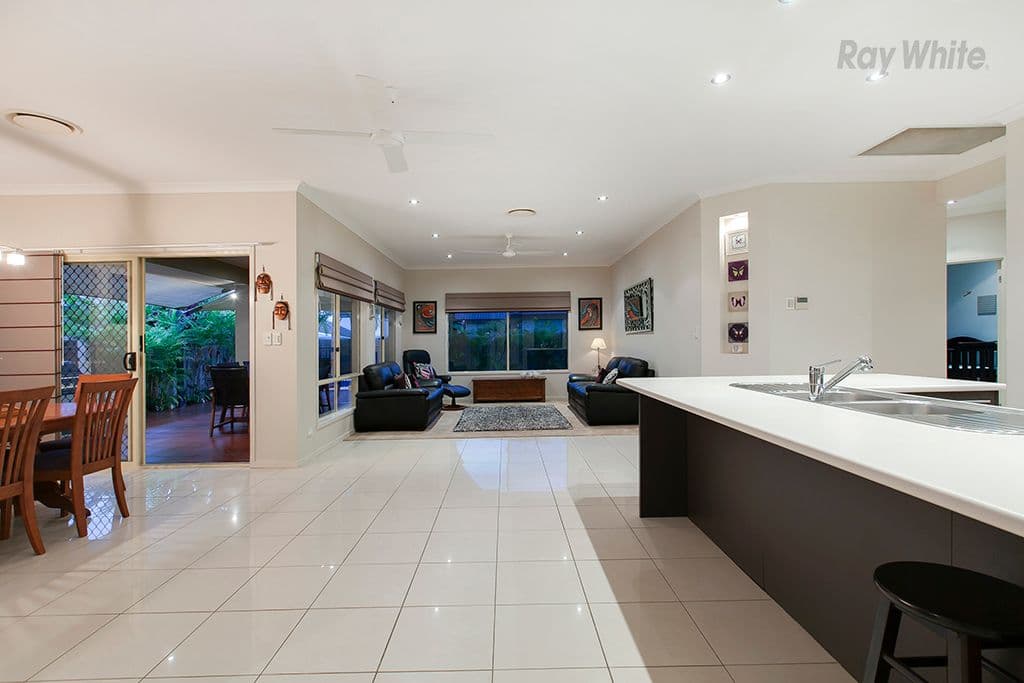8 Burgan Place, North Lakes QLD 4509, North Lakes - Thumbnail 7