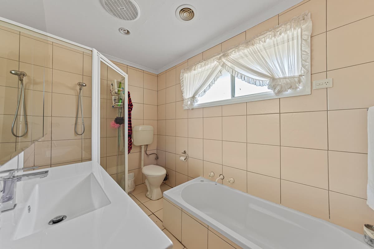 2 Sweet Gum Avenue, Narre Warren VIC 3805, Narre Warren - Thumbnail 7