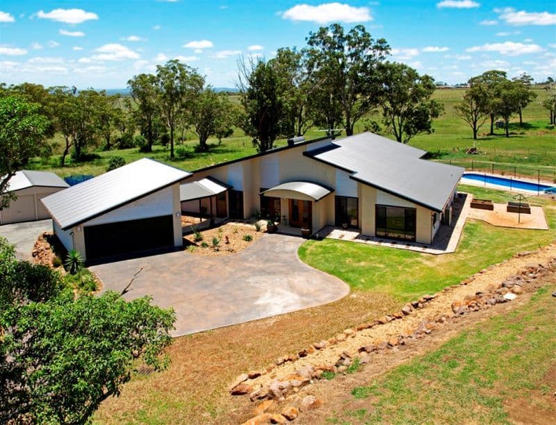 8 Oakdale Place, HIGHFIELDS QLD 4352, Highfields - Image 1