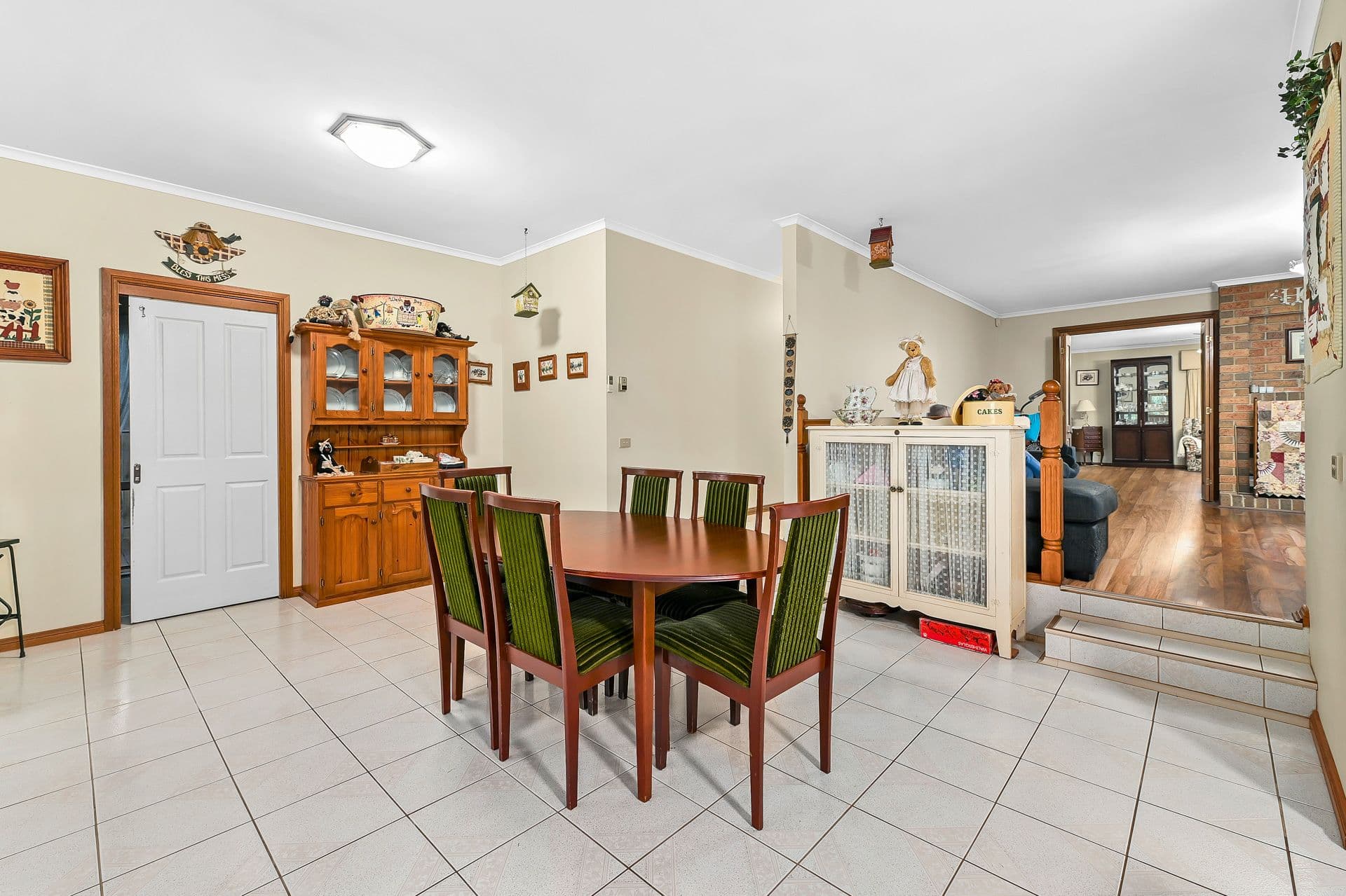 16 Bowen Court, Berwick VIC 3806, Berwick - Thumbnail 6