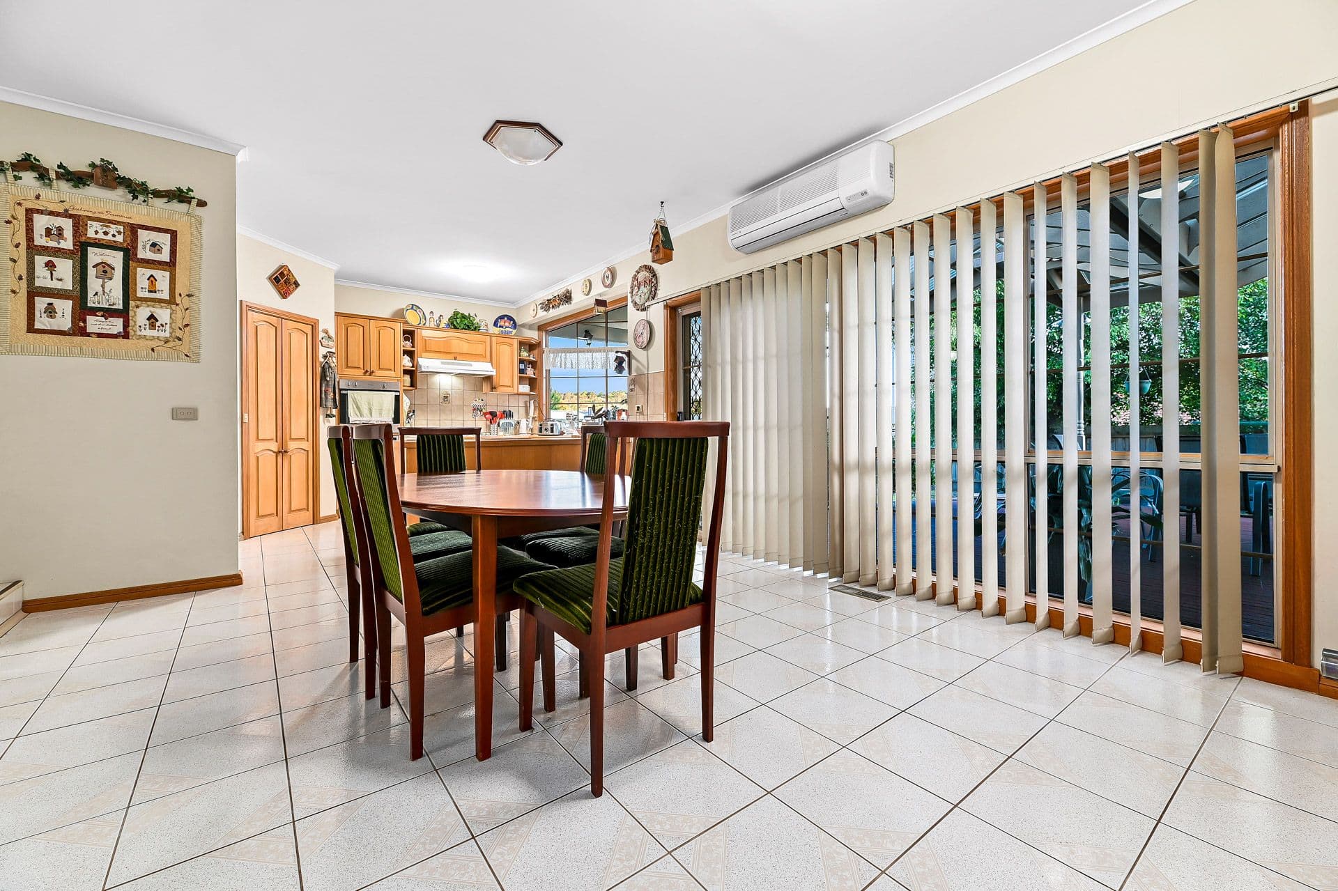 16 Bowen Court, Berwick VIC 3806, Berwick - Thumbnail 7