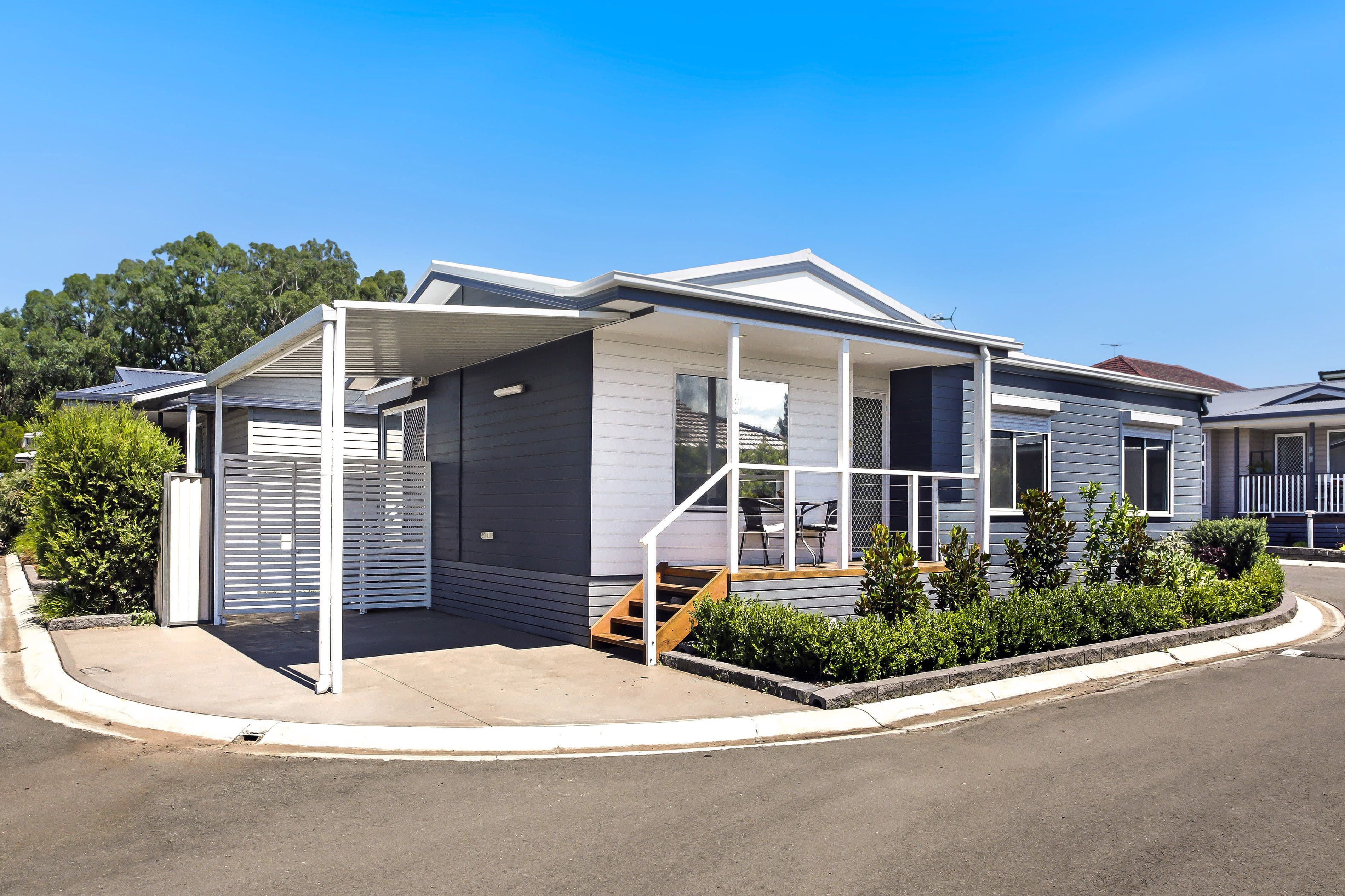 713 Hume Highway, Bass Hill - Image 1