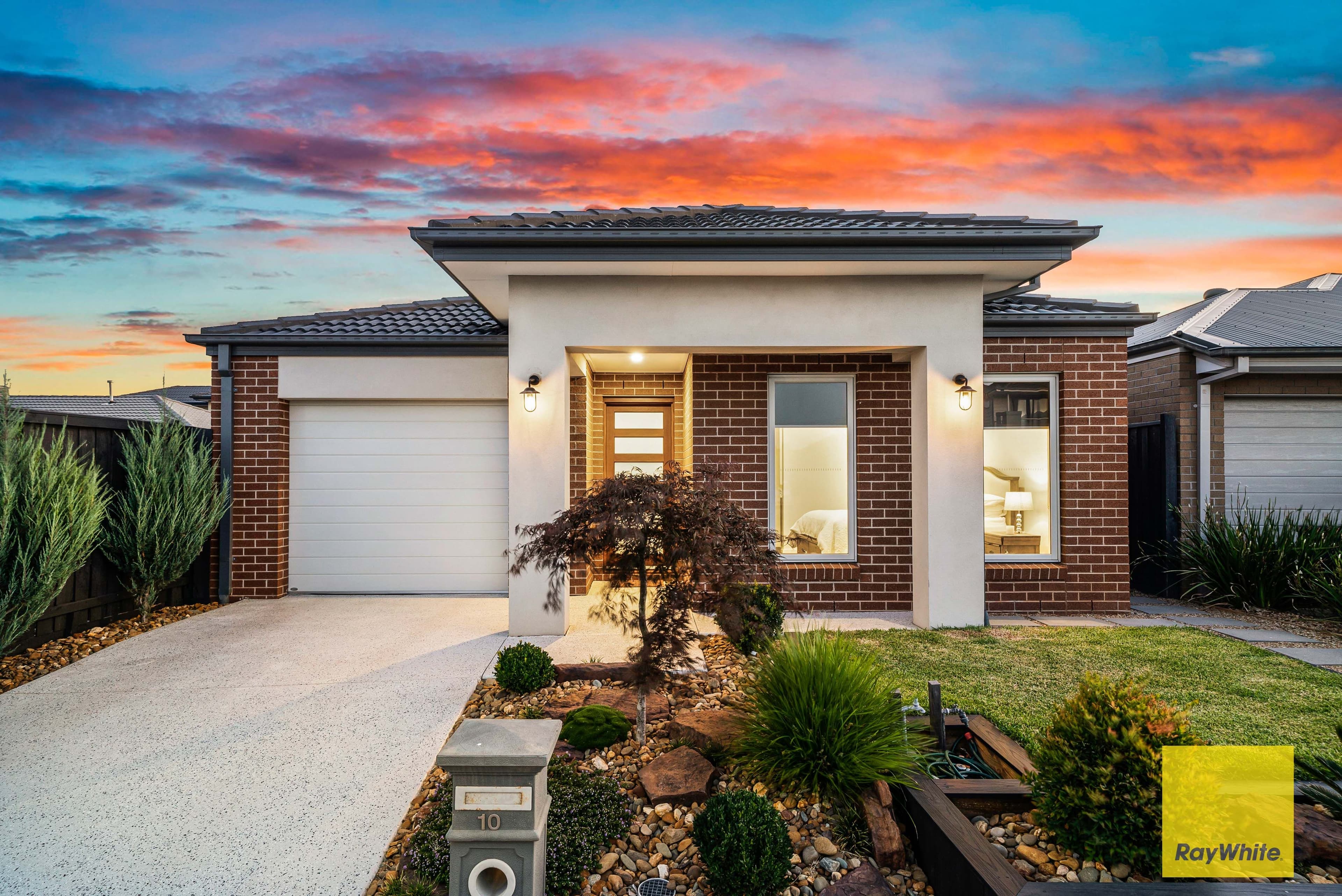 10 Bruny Drive, Tarneit VIC 3029, Tarneit - Image 1