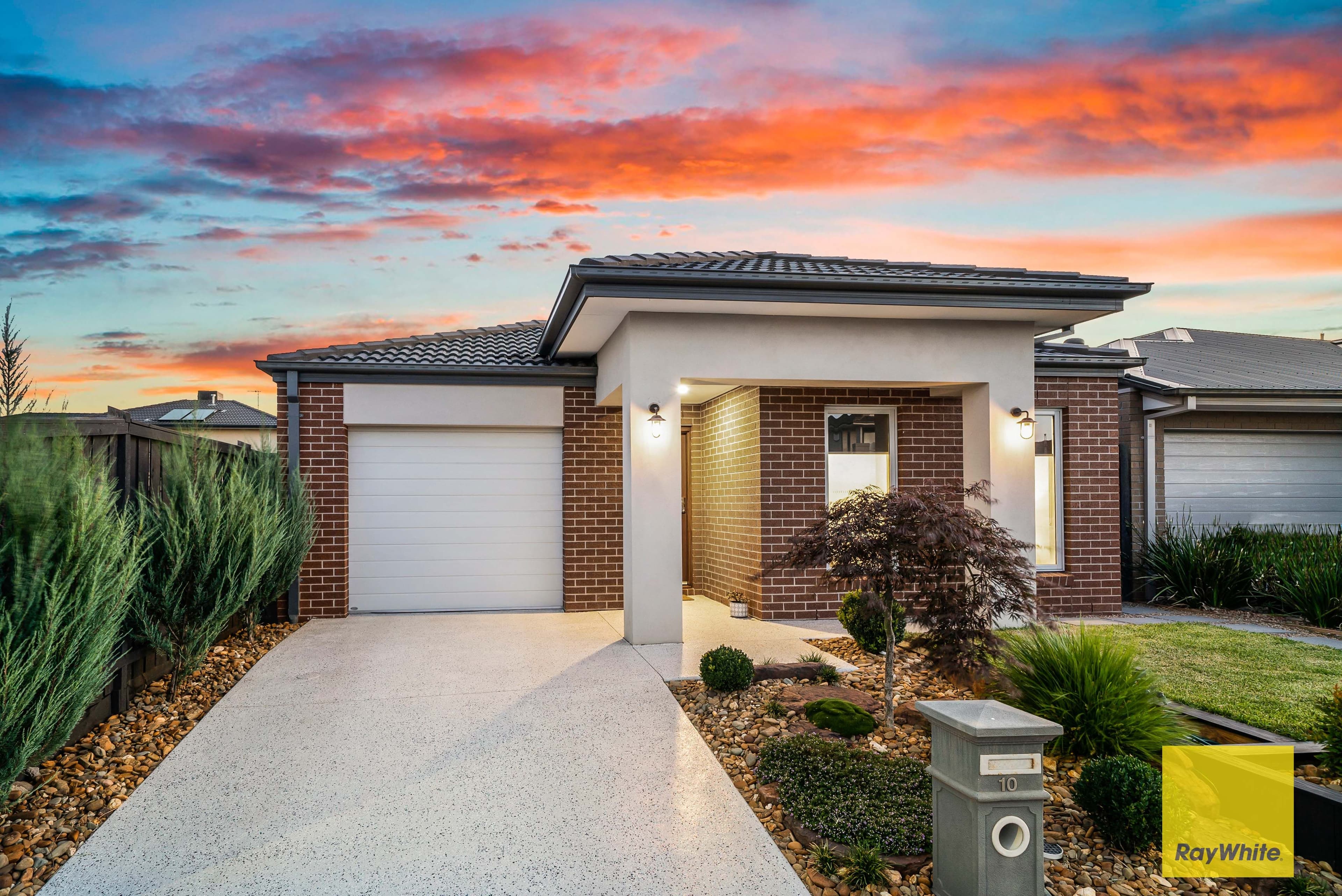 10 Bruny Drive, Tarneit VIC 3029, Tarneit - Thumbnail 2